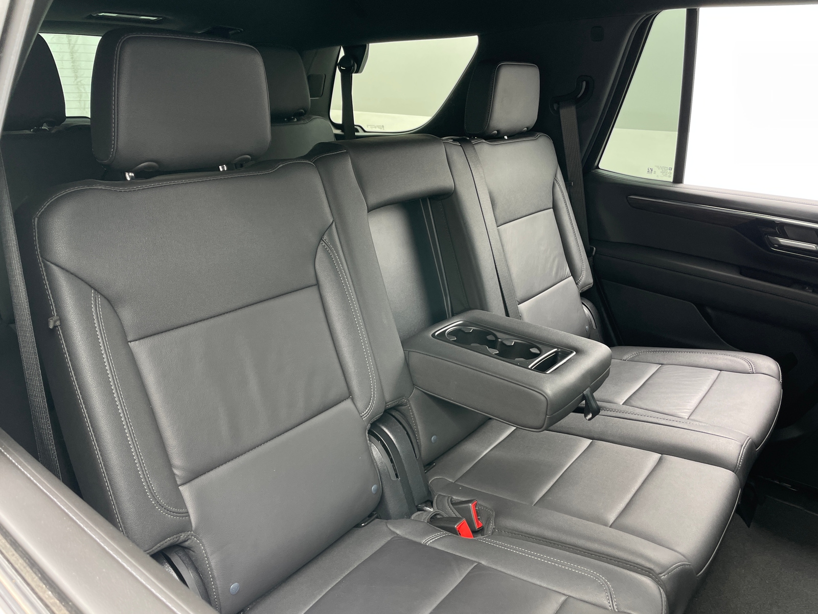 Thumbnail: 2025 Chevrolet Tahoe - 5