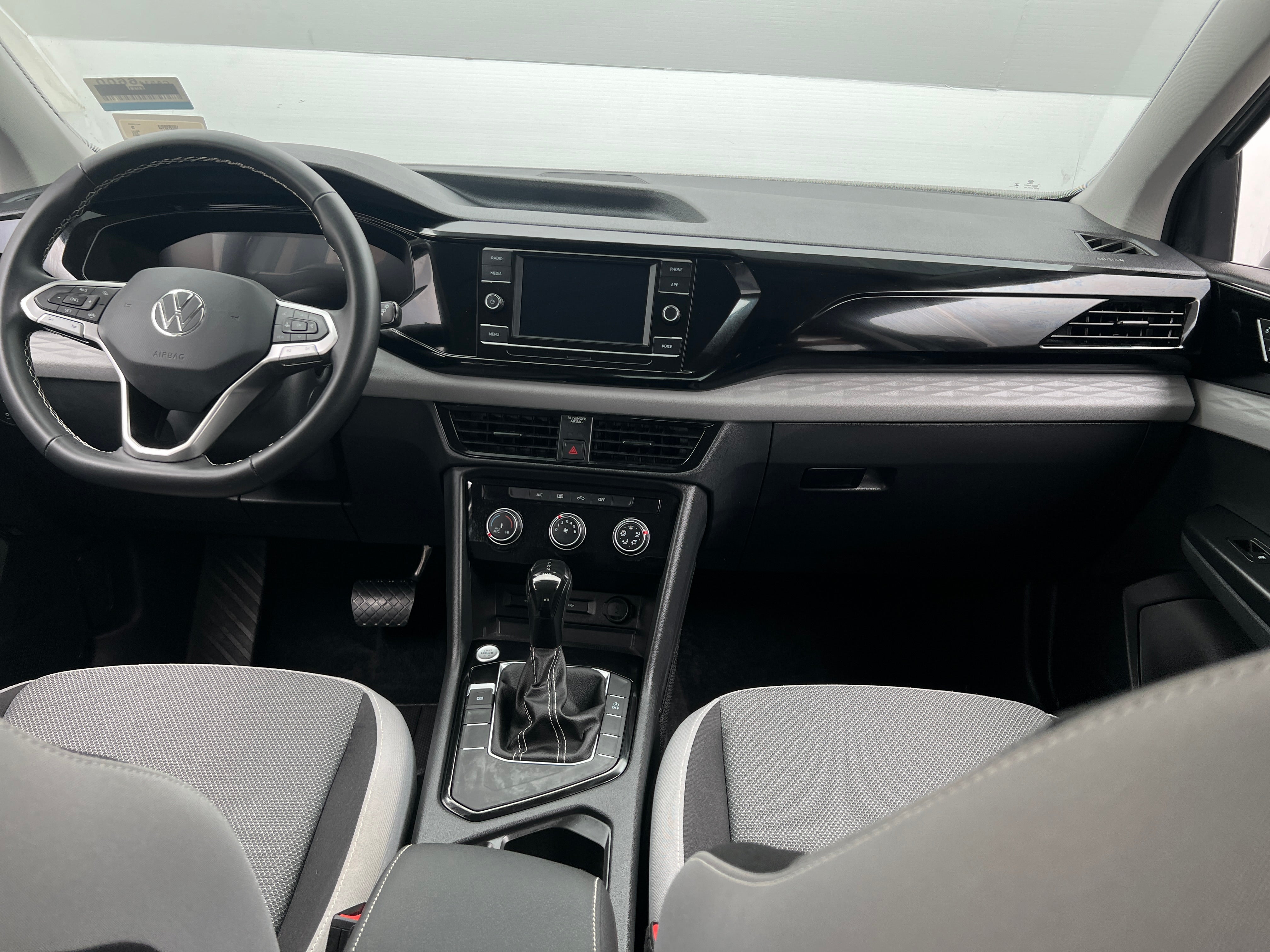 2023 Volkswagen Taos