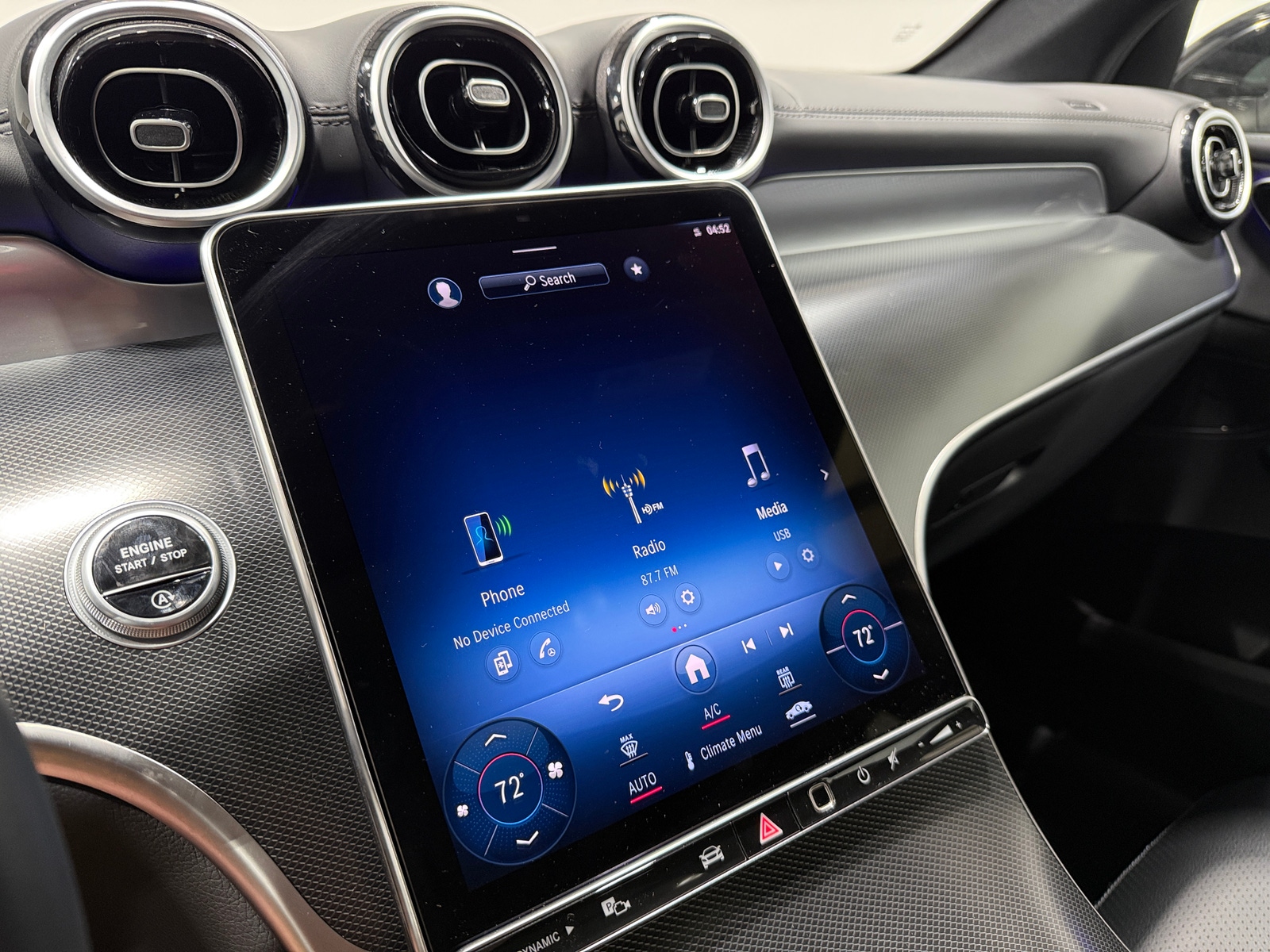 Thumbnail: 2024 Mercedes-Benz GLC - 3