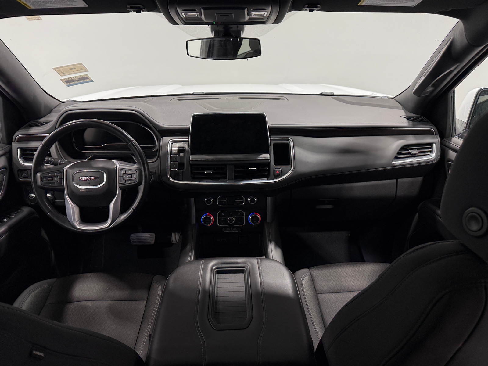 Thumbnail: 2022 GMC Yukon - 3