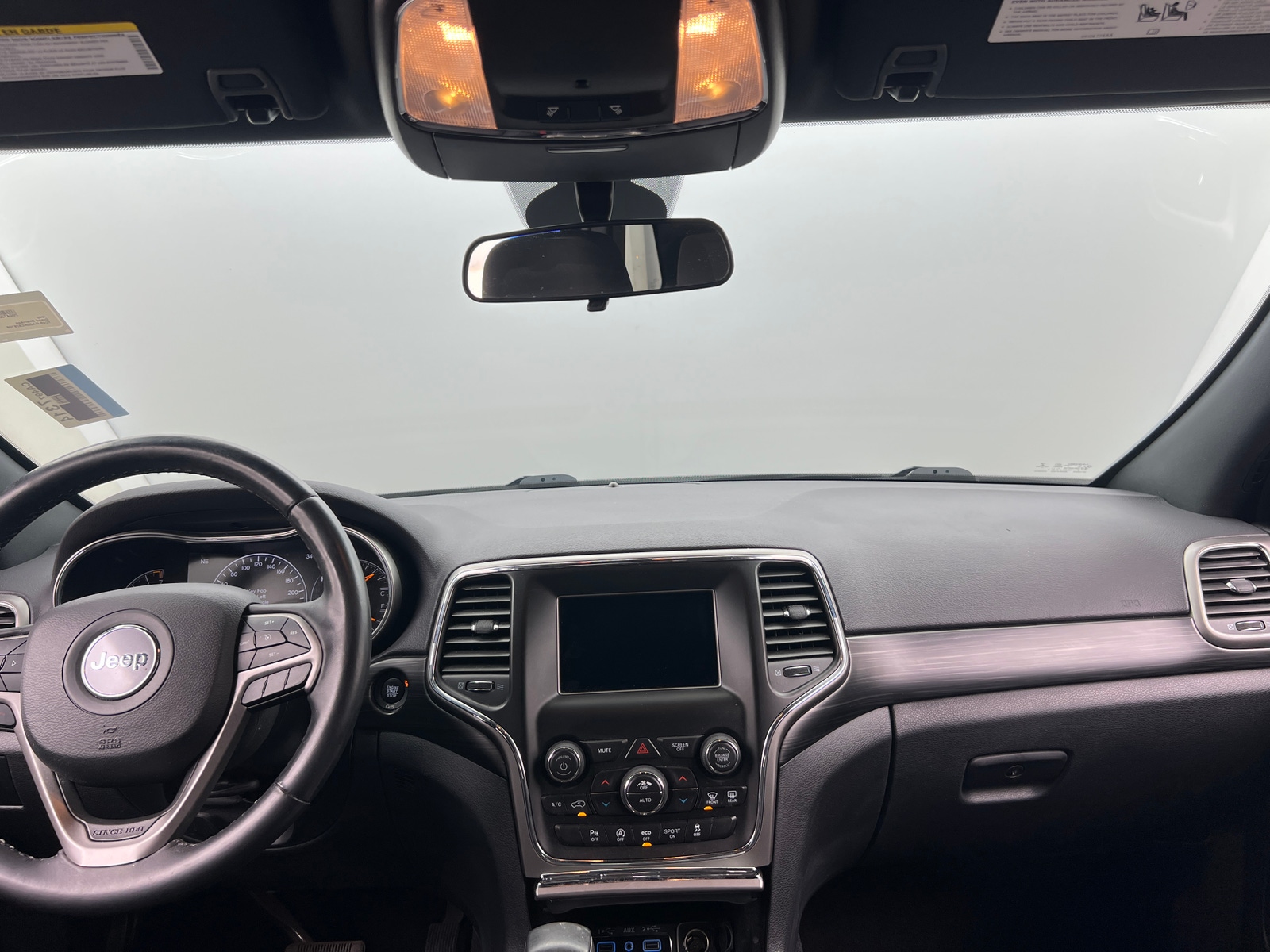 Thumbnail: 2019 Jeep Grand Cherokee - 3