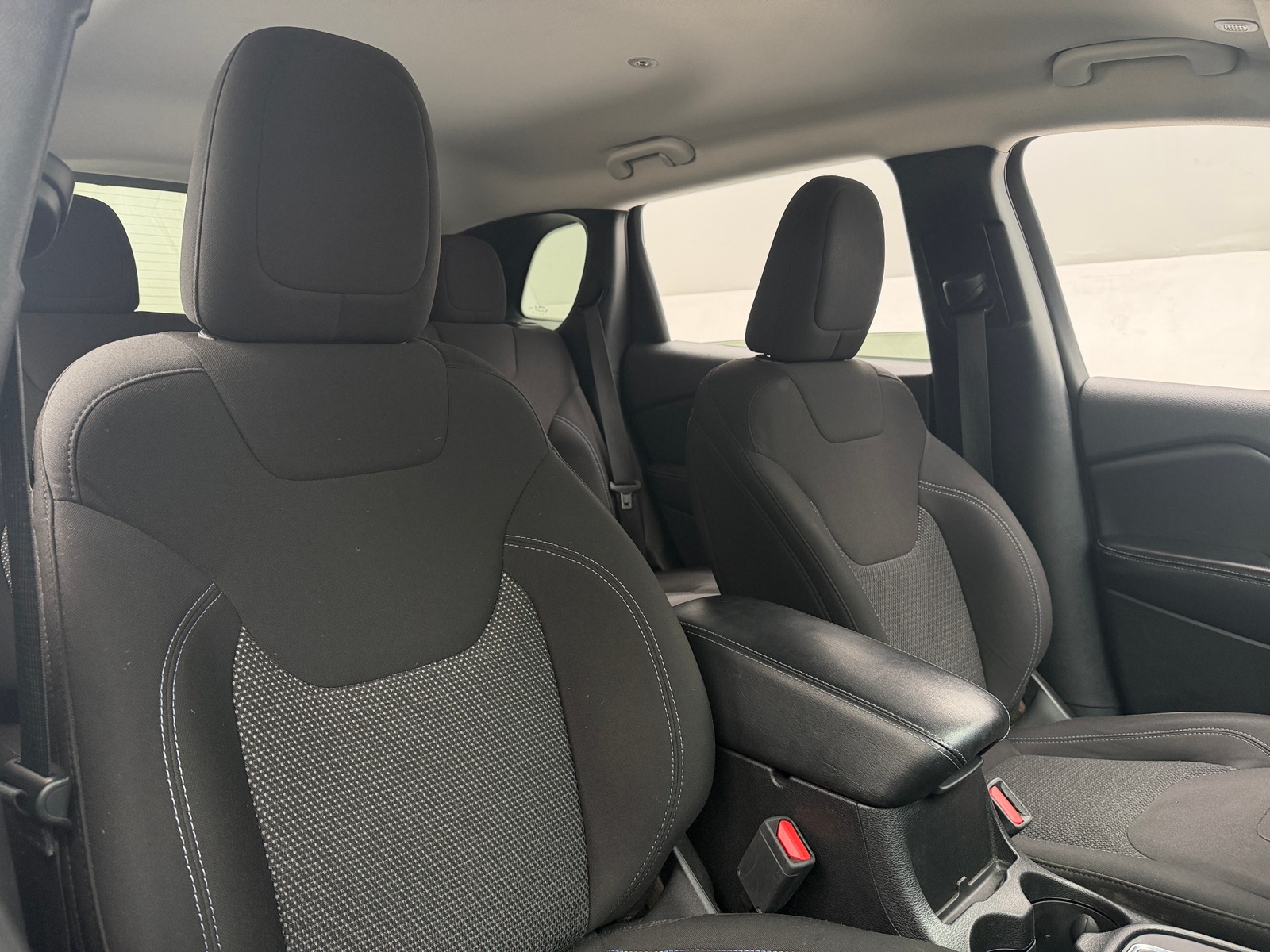 Thumbnail: 2020 Jeep Cherokee - 2