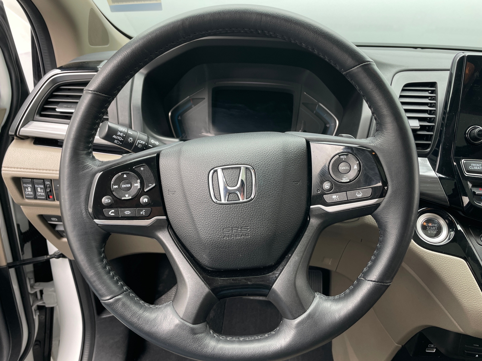 Thumbnail: 2023 Honda Odyssey - 4