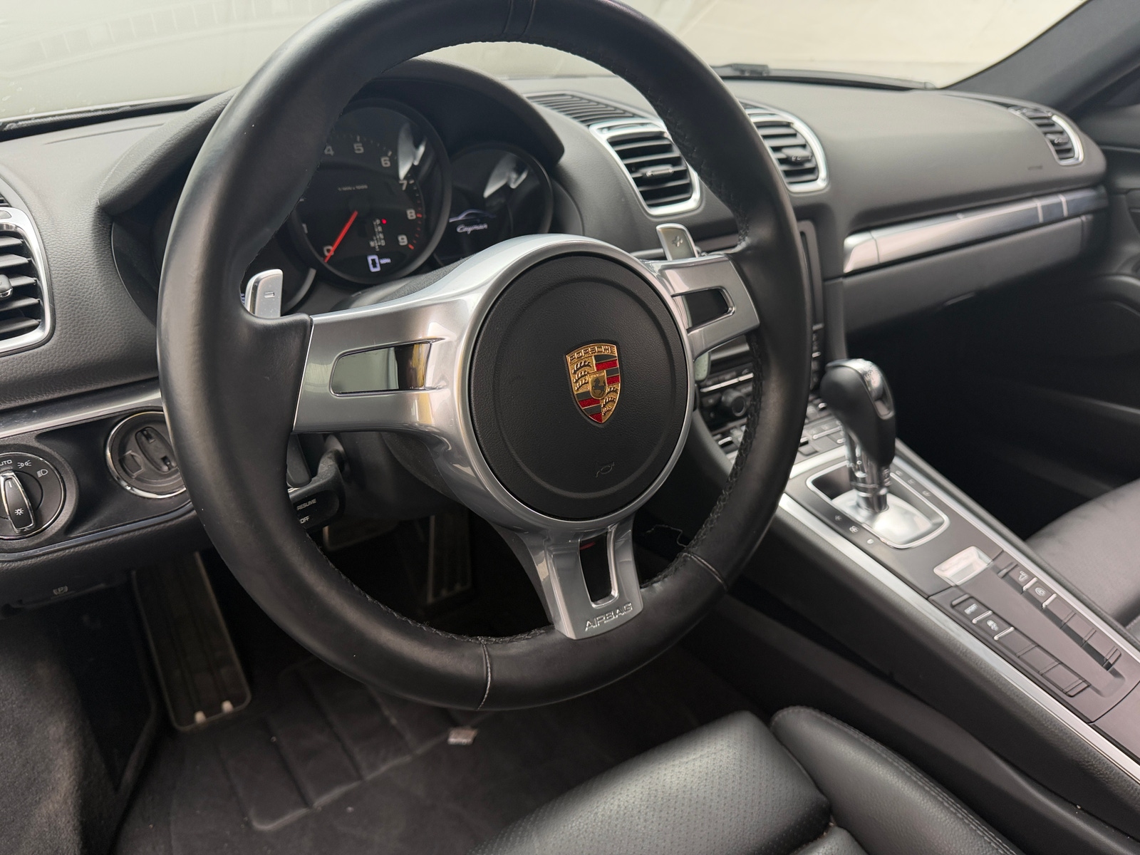 Thumbnail: 2015 Porsche Cayman - 4