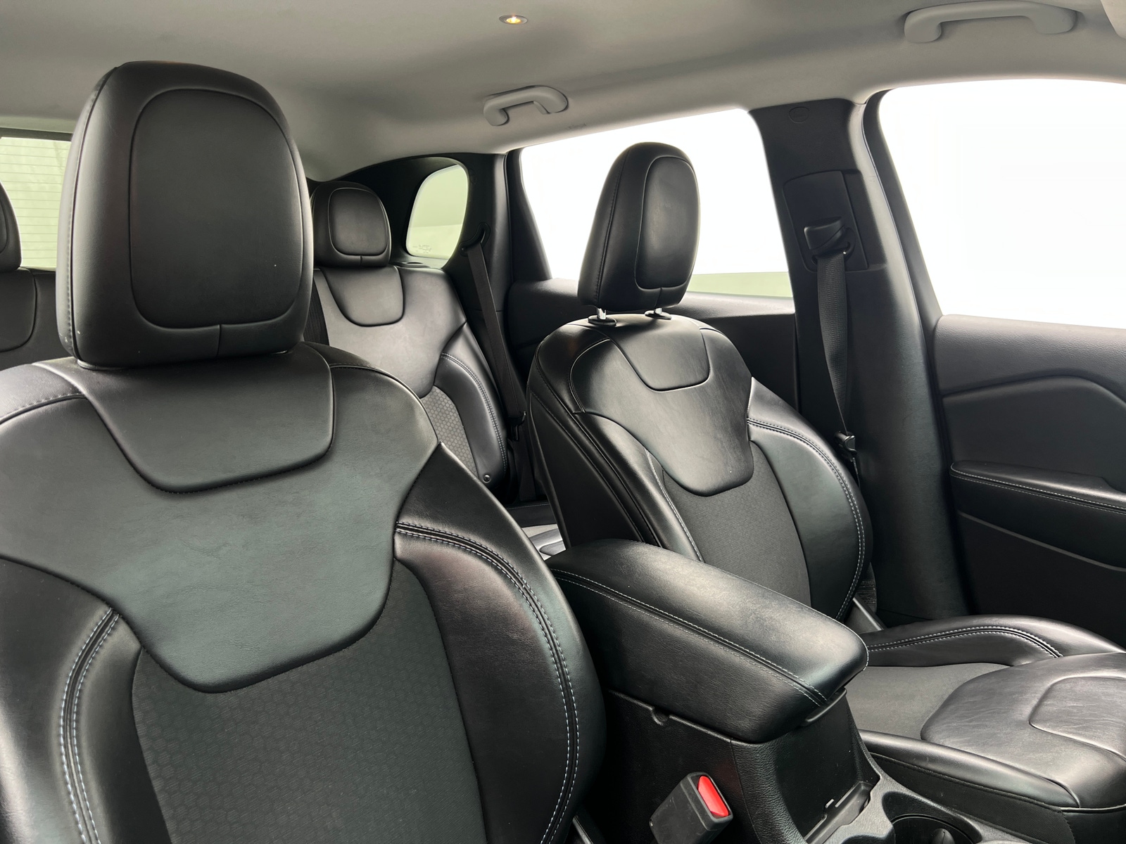 Thumbnail: 2019 Jeep Cherokee - 2