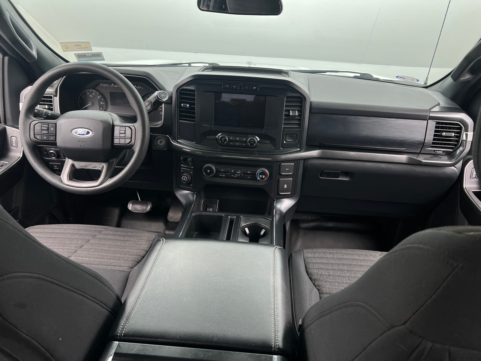 Thumbnail: 2021 Ford Econoline - 3