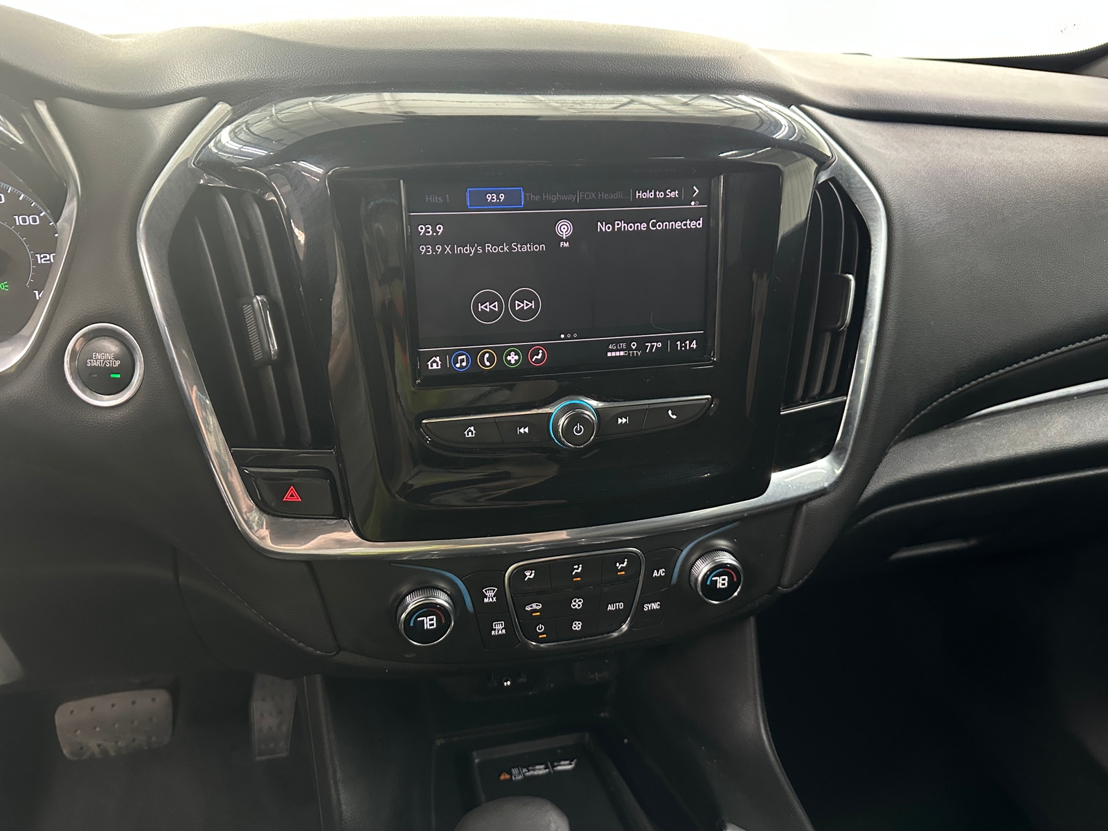 Thumbnail: 2023 Chevrolet Traverse - 4