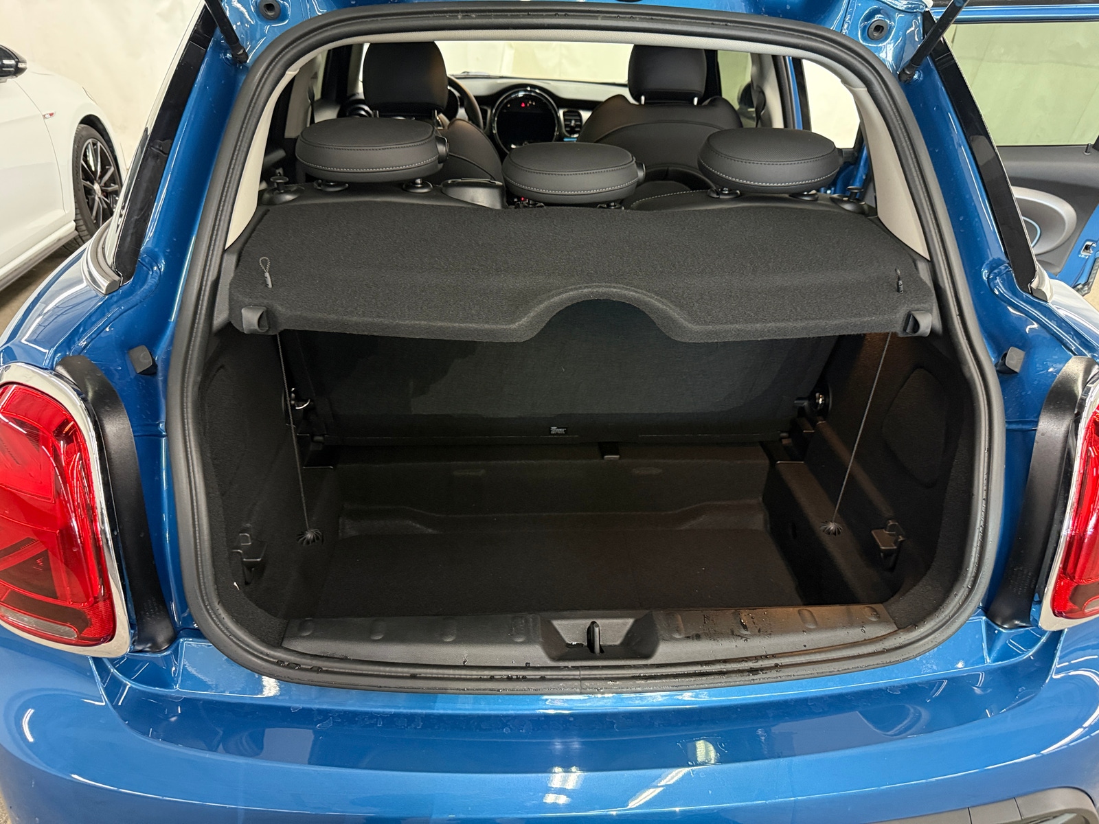 Thumbnail: 2024 MINI Cooper Hardtop - 6