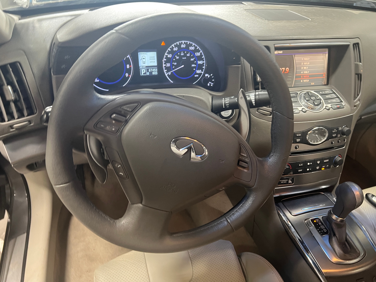 Thumbnail: 2011 INFINITI G37 - 4
