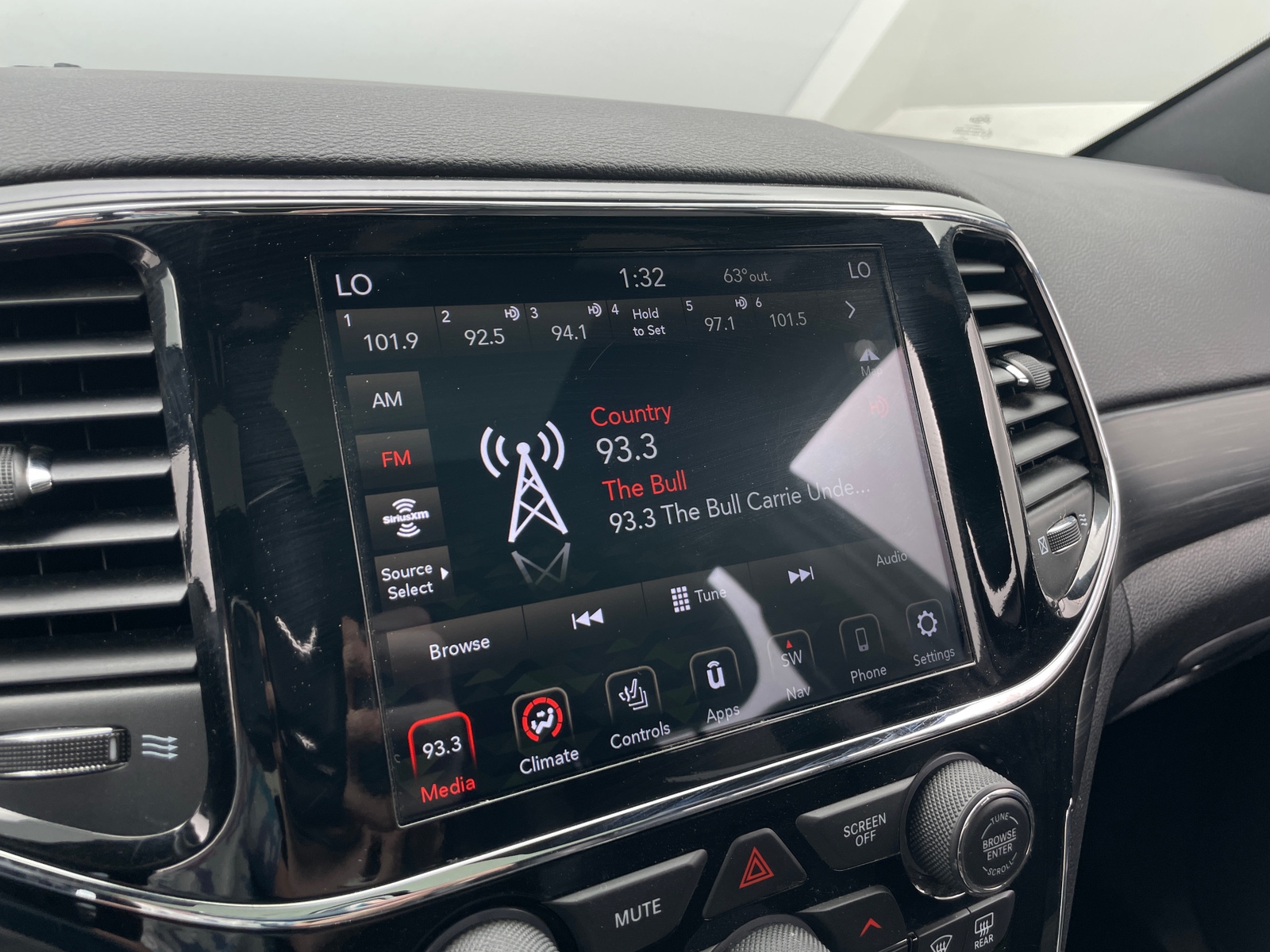 Thumbnail: 2020 Jeep Grand Cherokee - 4