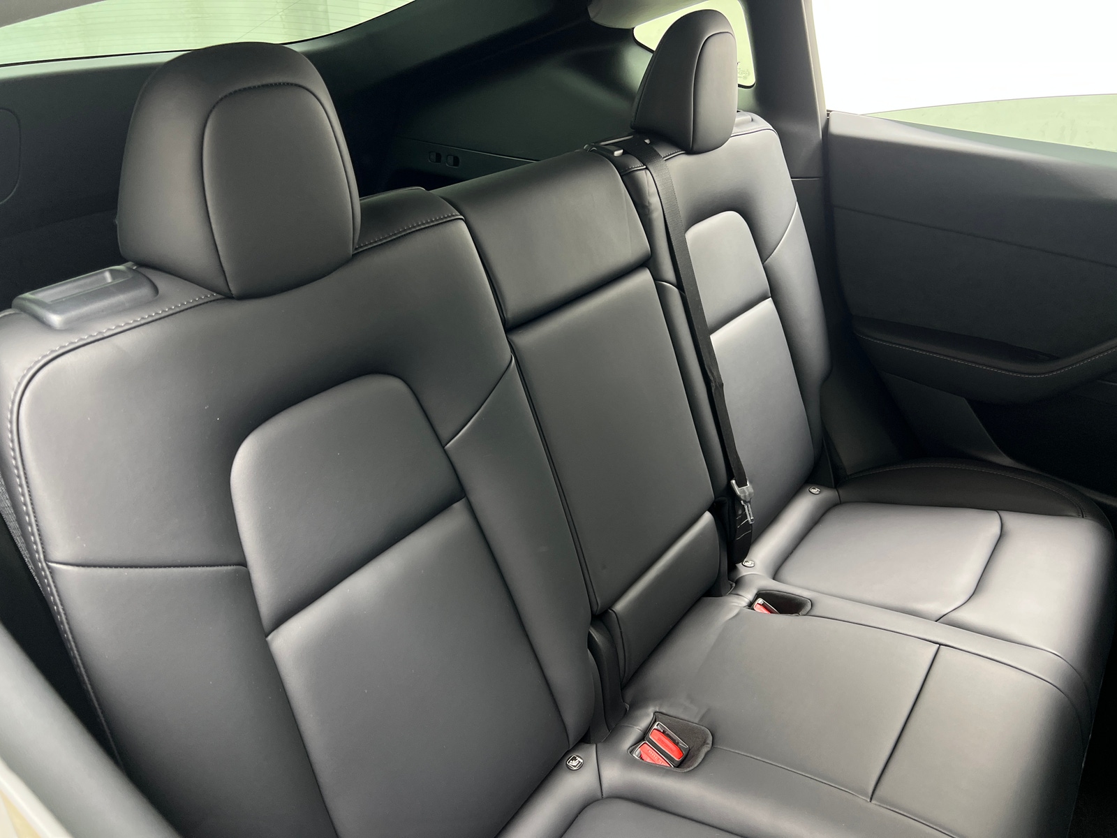 Thumbnail: 2022 Tesla Model Y - 5