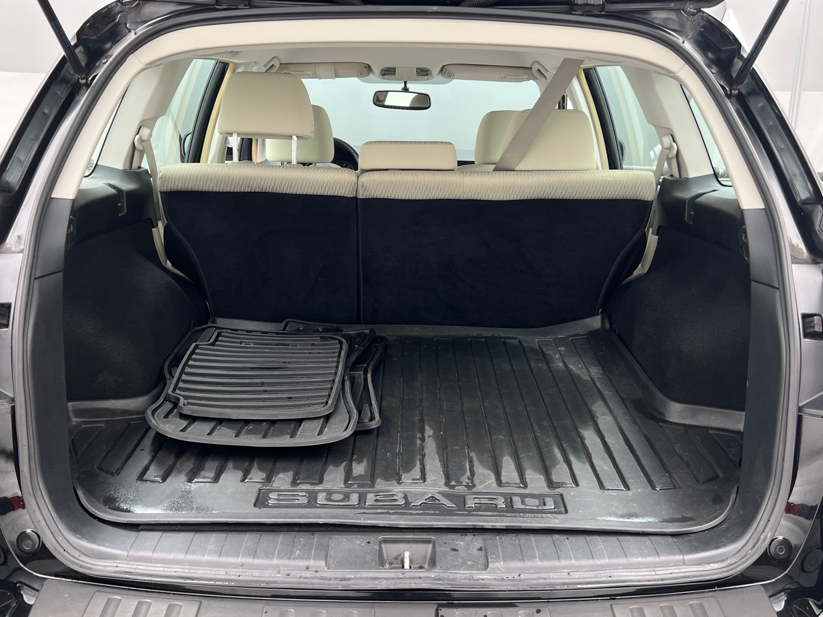 Thumbnail: 2012 Subaru Outback - 7