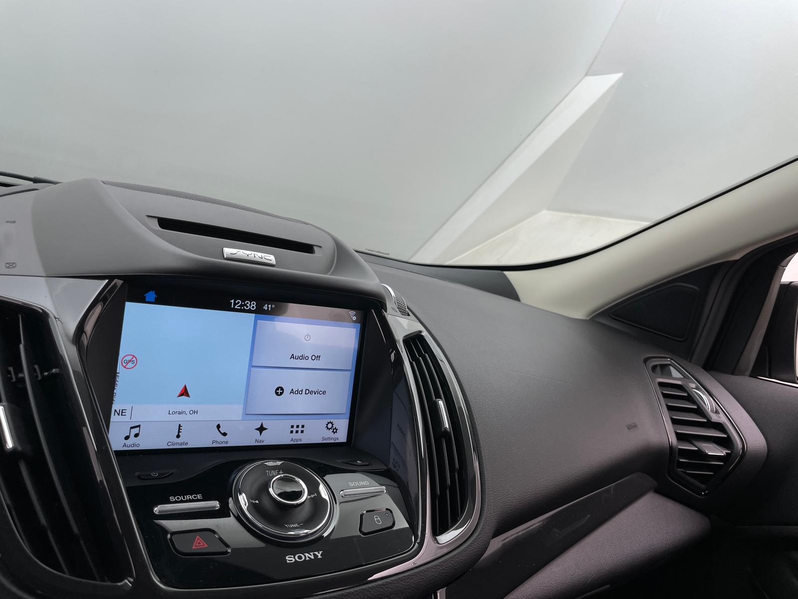 Thumbnail: 2016 Ford Escape - 3