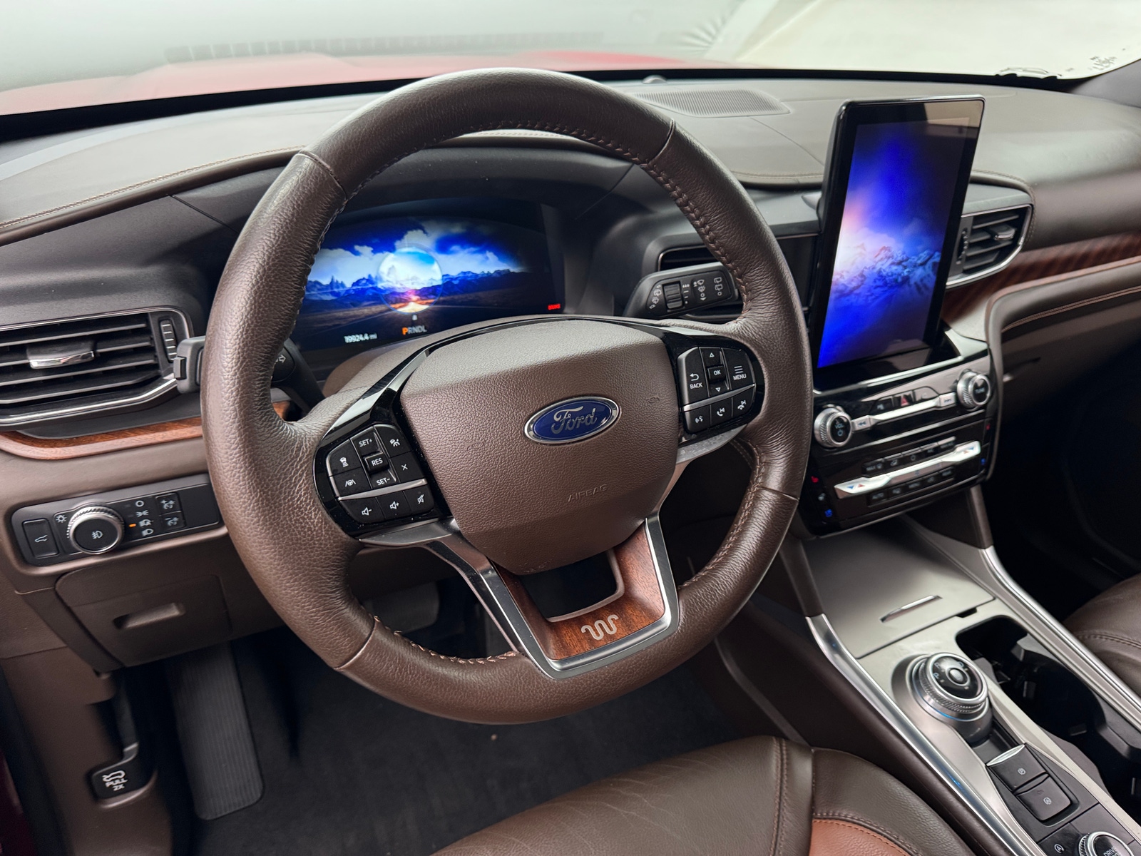 Thumbnail: 2022 Ford Explorer - 4