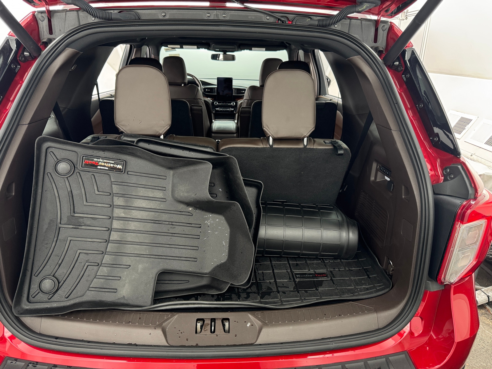 Thumbnail: 2022 Ford Explorer - 6