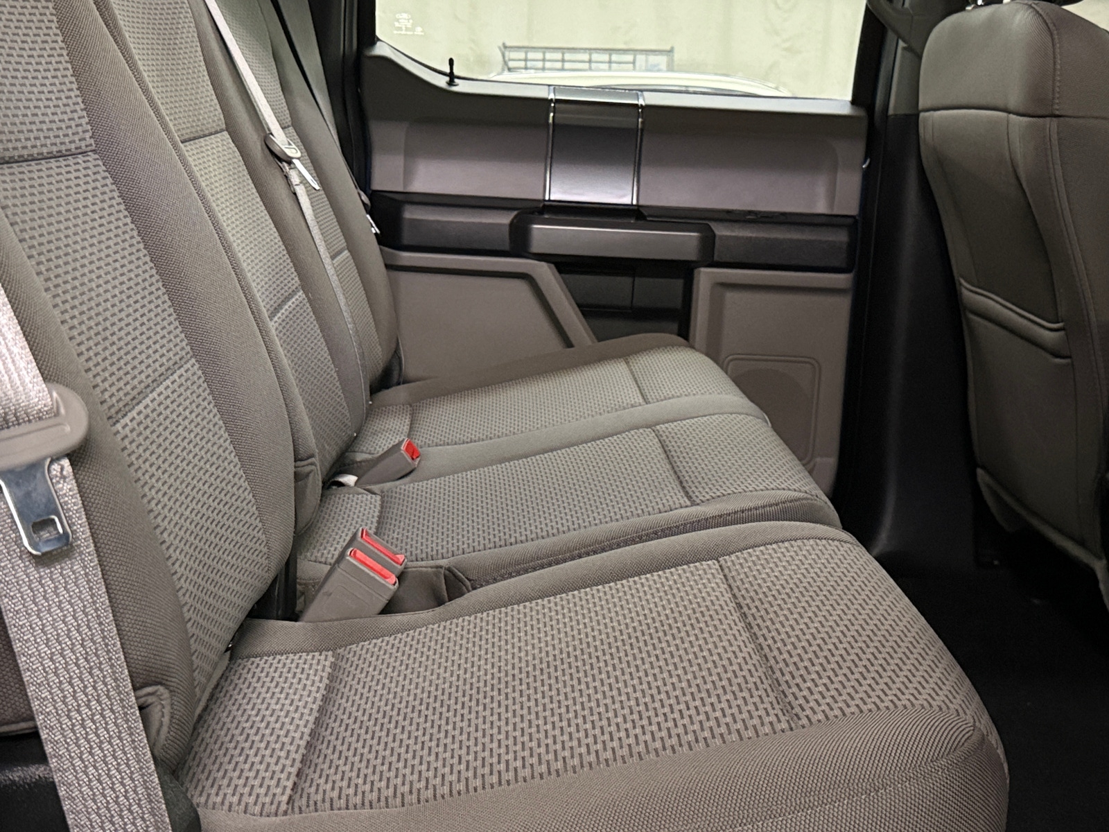 Thumbnail: 2019 Ford Econoline - 6