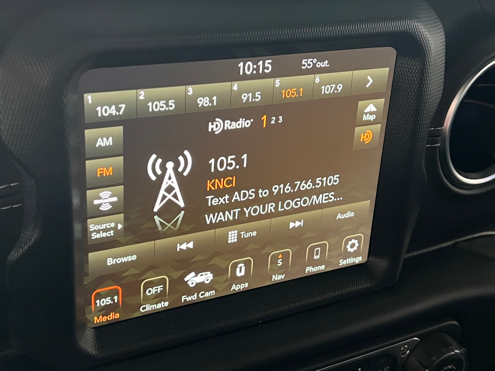 Thumbnail: 2022 Jeep Wrangler - 3