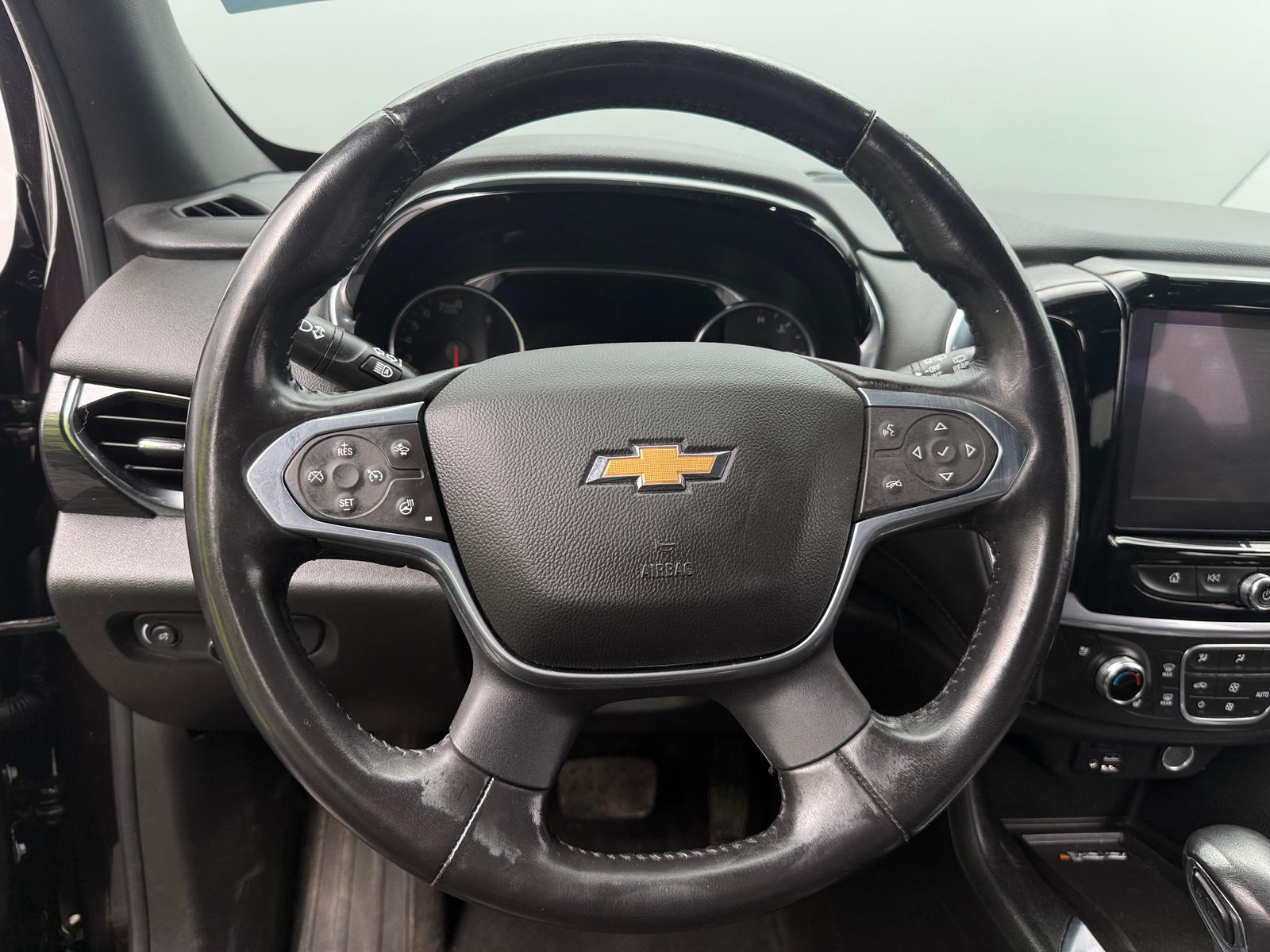 Thumbnail: 2022 Chevrolet Traverse - 4