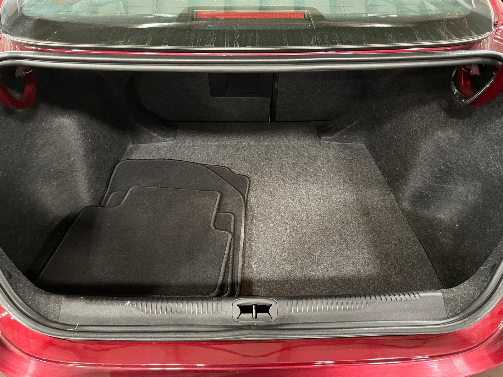 Thumbnail: 2016 Chrysler 200 - 6