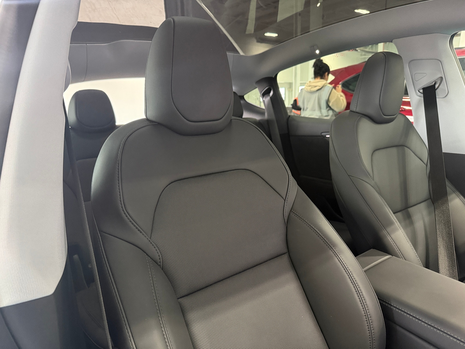 Thumbnail: 2026 Tesla Model Y - 2