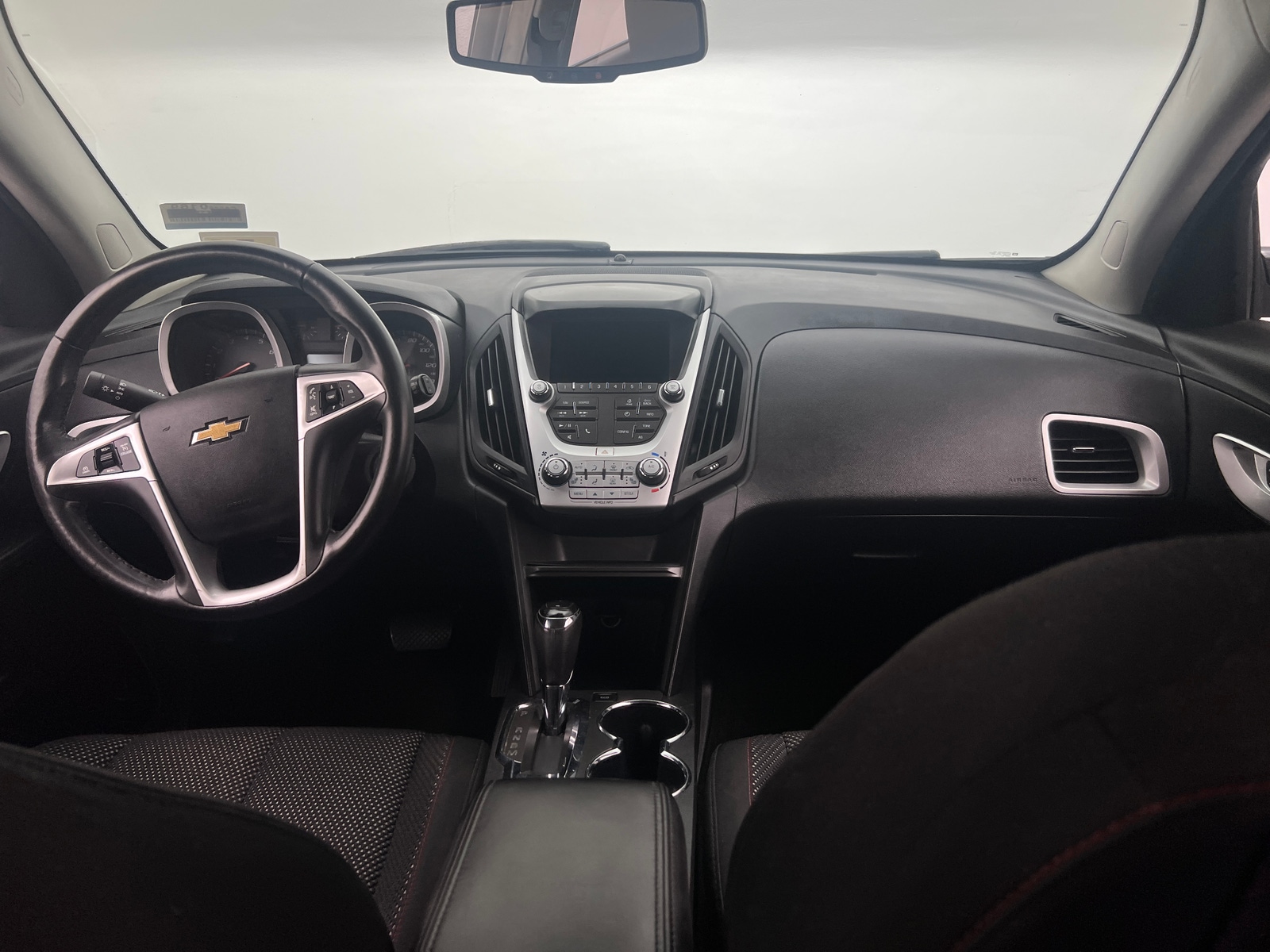Thumbnail: 2017 Chevrolet Equinox - 3