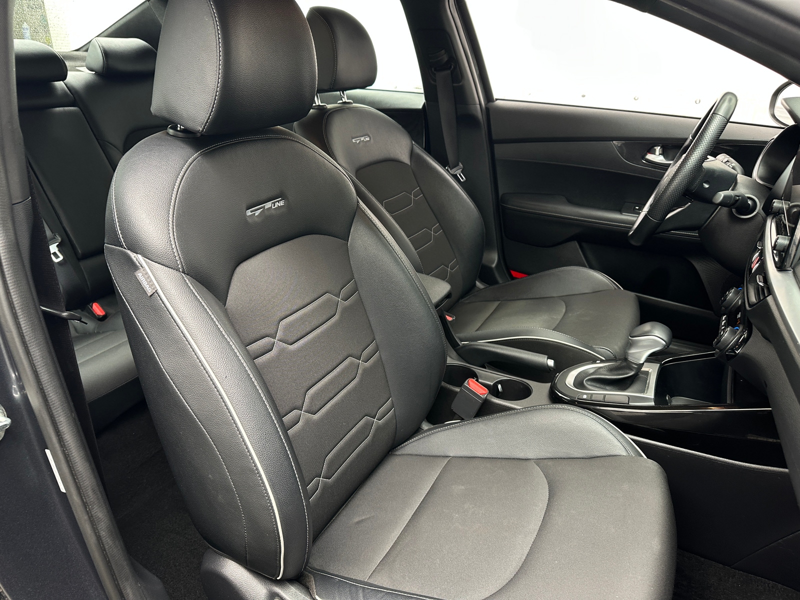 Thumbnail: 2022 Kia Forte - 2