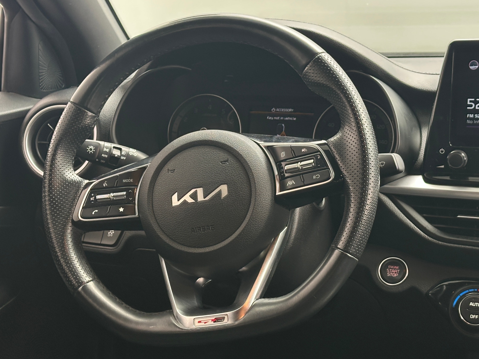 Thumbnail: 2022 Kia Forte - 5