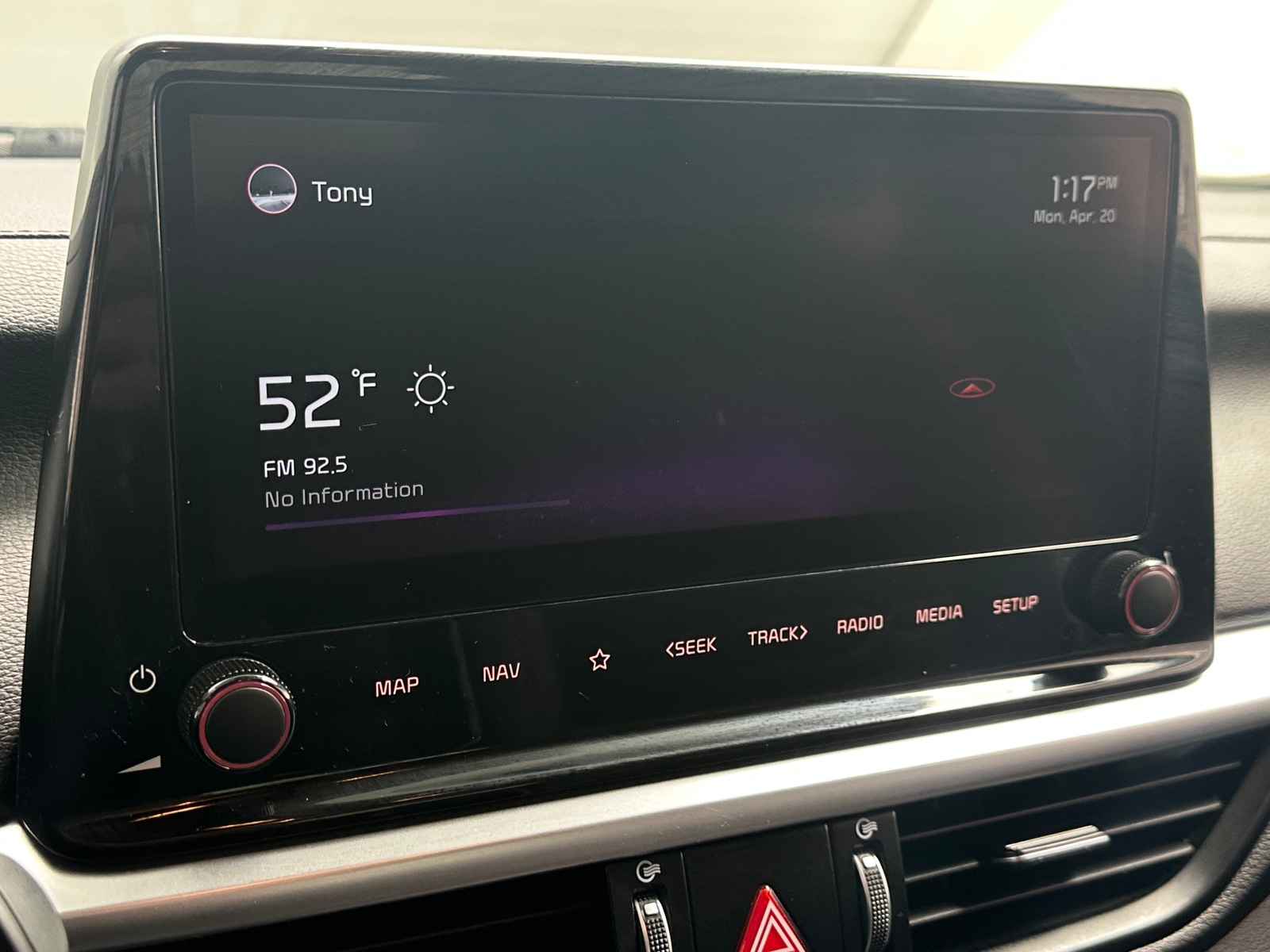 Thumbnail: 2022 Kia Forte - 4