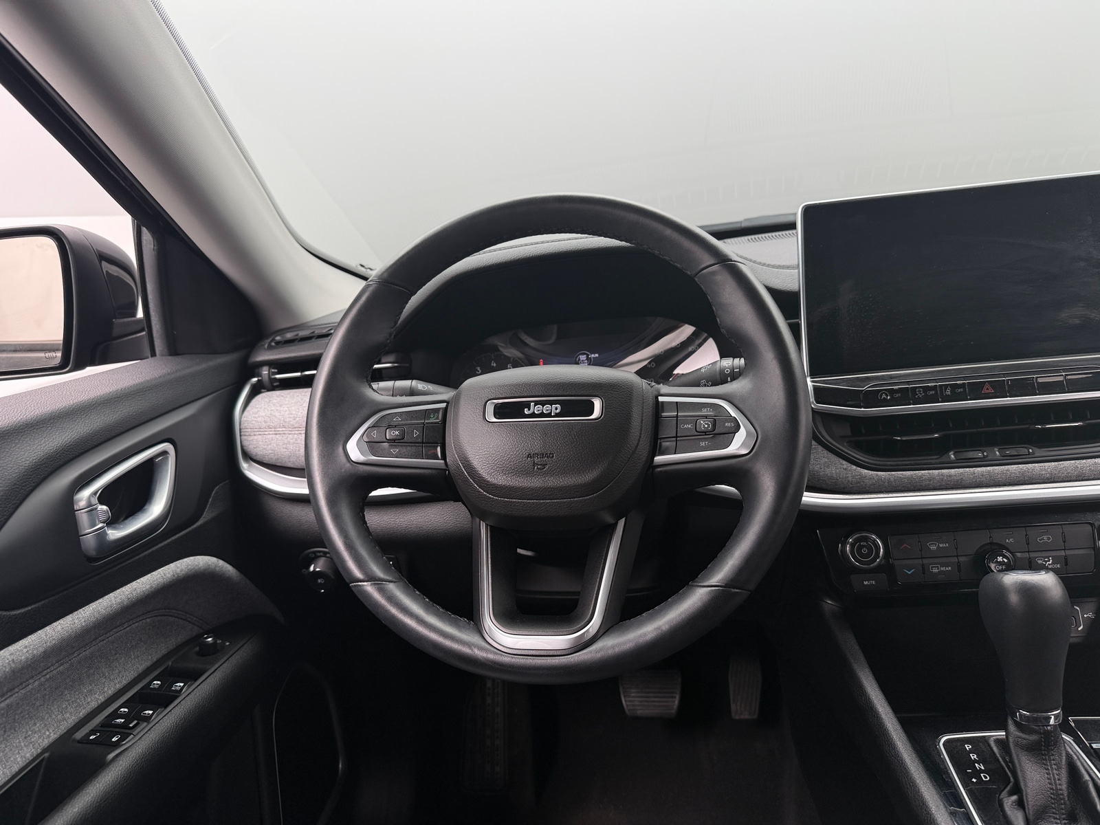 Thumbnail: 2022 Jeep Compass - 4