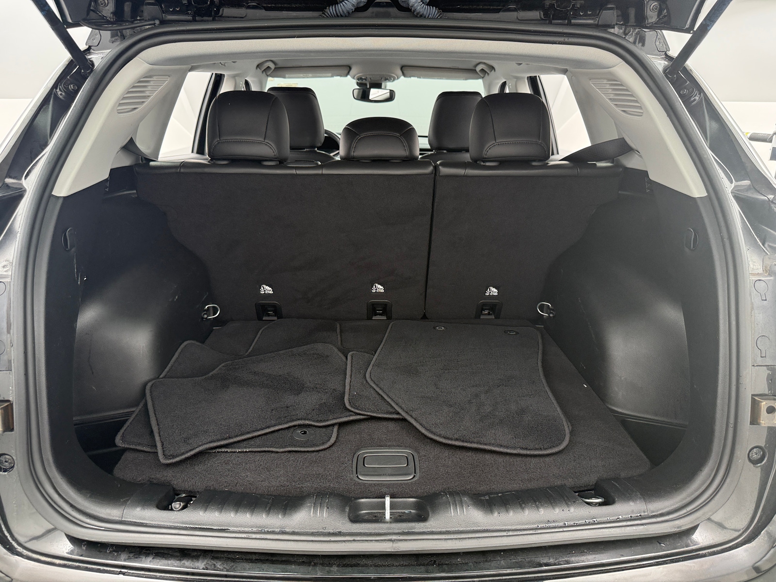 Thumbnail: 2022 Jeep Compass - 6