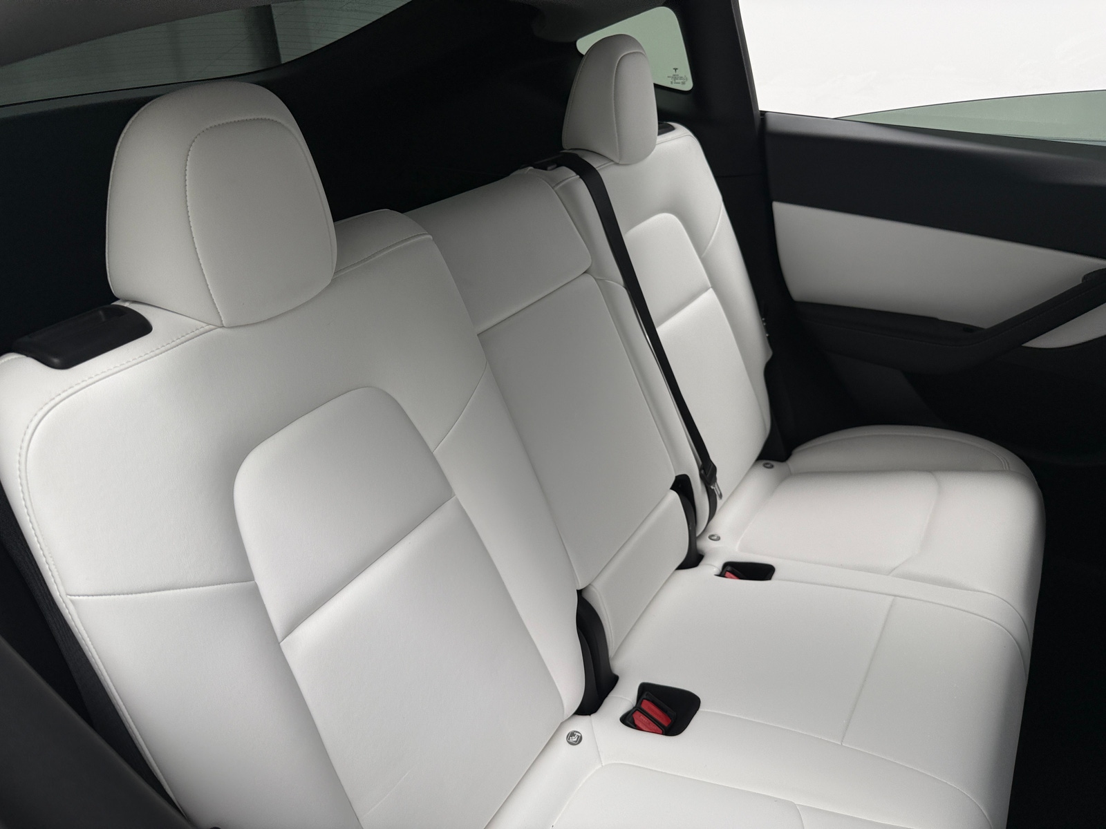 Thumbnail: 2022 Tesla Model Y - 5