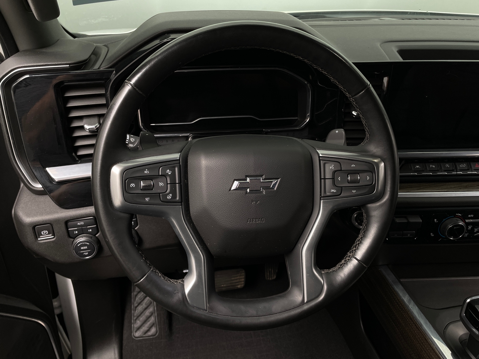 Thumbnail: 2024 Chevrolet Silverado 1500 - 5