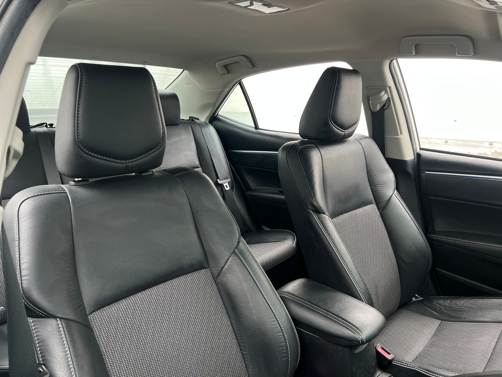 Thumbnail: 2014 Toyota Corolla - 2