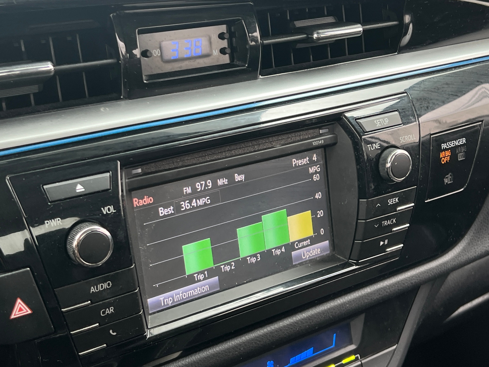 Thumbnail: 2014 Toyota Corolla - 4