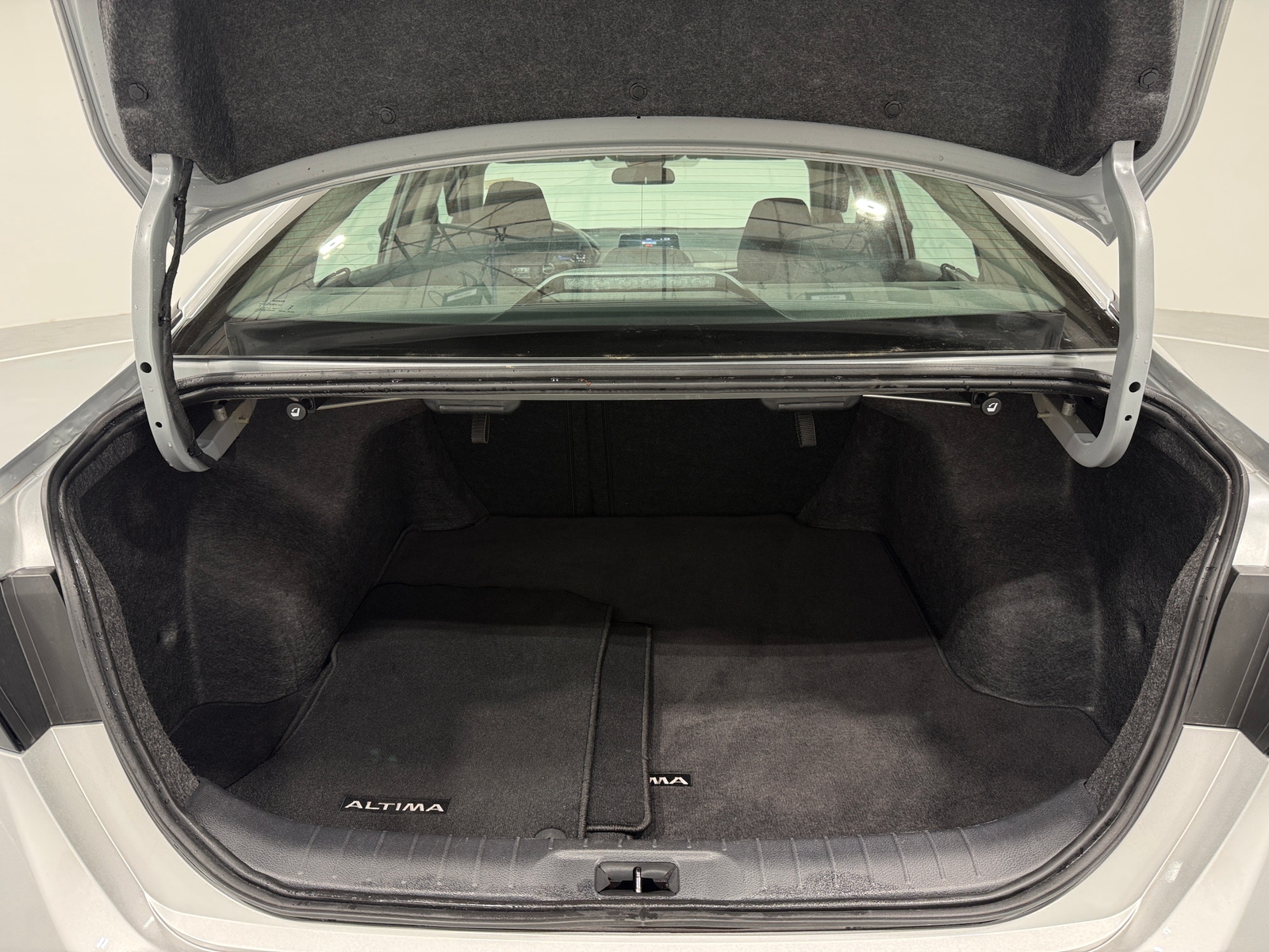 Thumbnail: 2025 Nissan Altima - 7