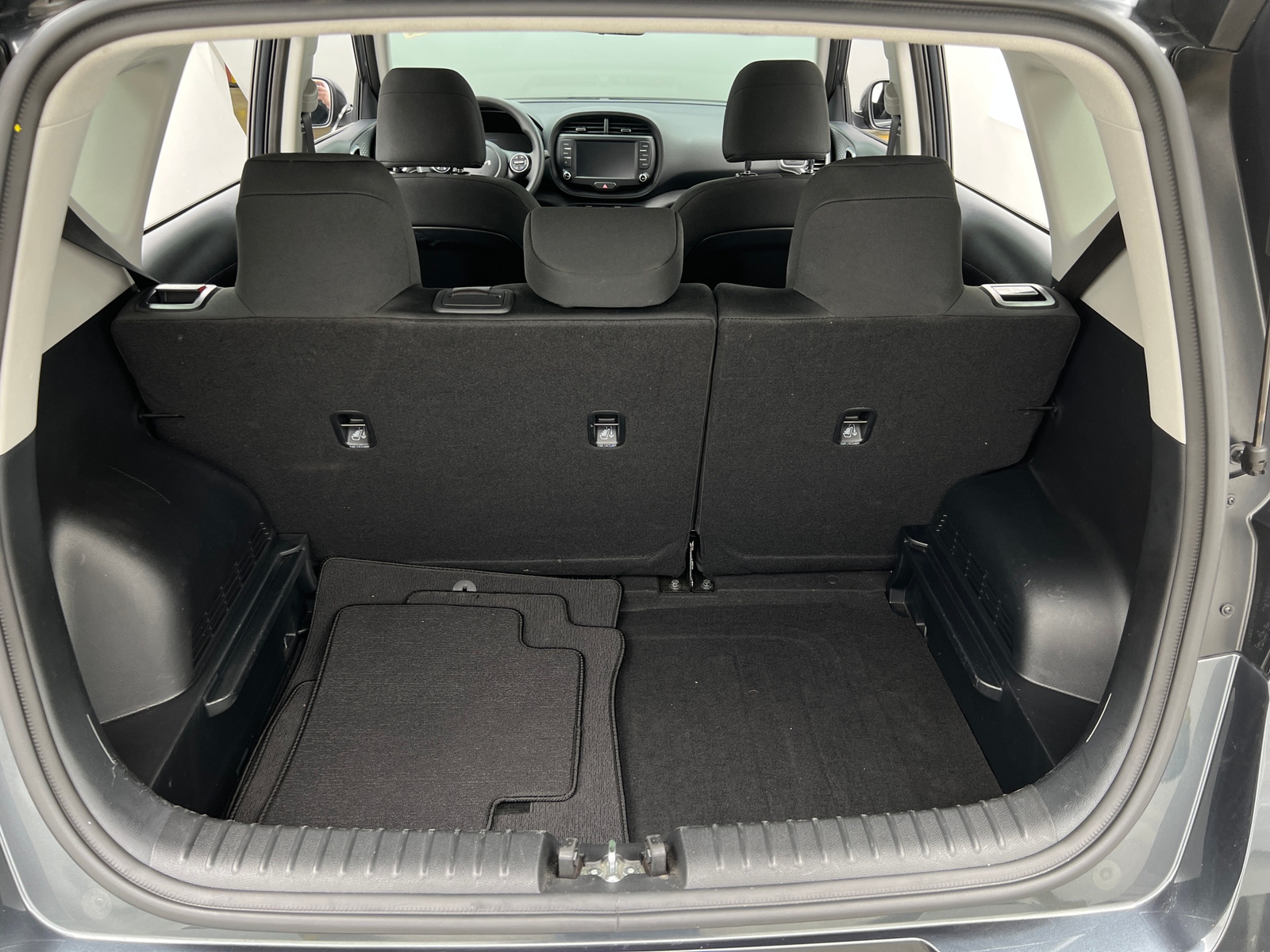 Thumbnail: 2025 Kia Soul - 7