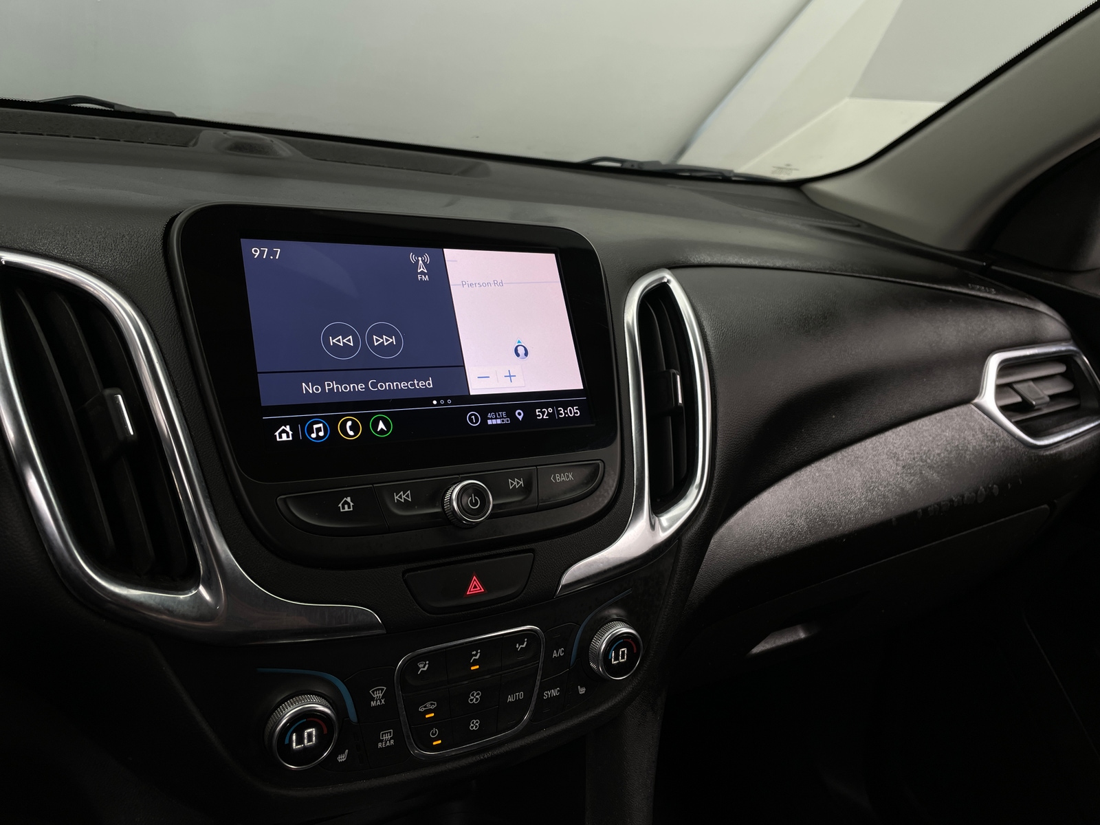 Thumbnail: 2021 Chevrolet Equinox - 4