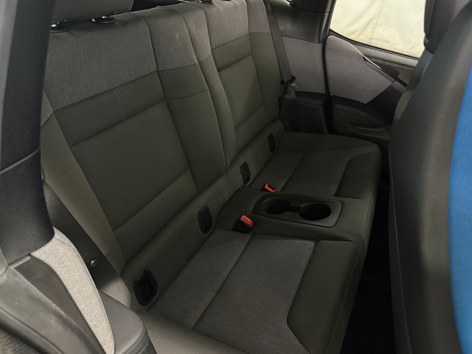 Thumbnail: 2017 BMW i3 - 6