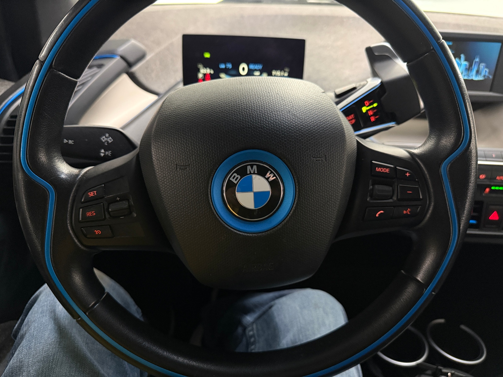 Thumbnail: 2017 BMW i3 - 5