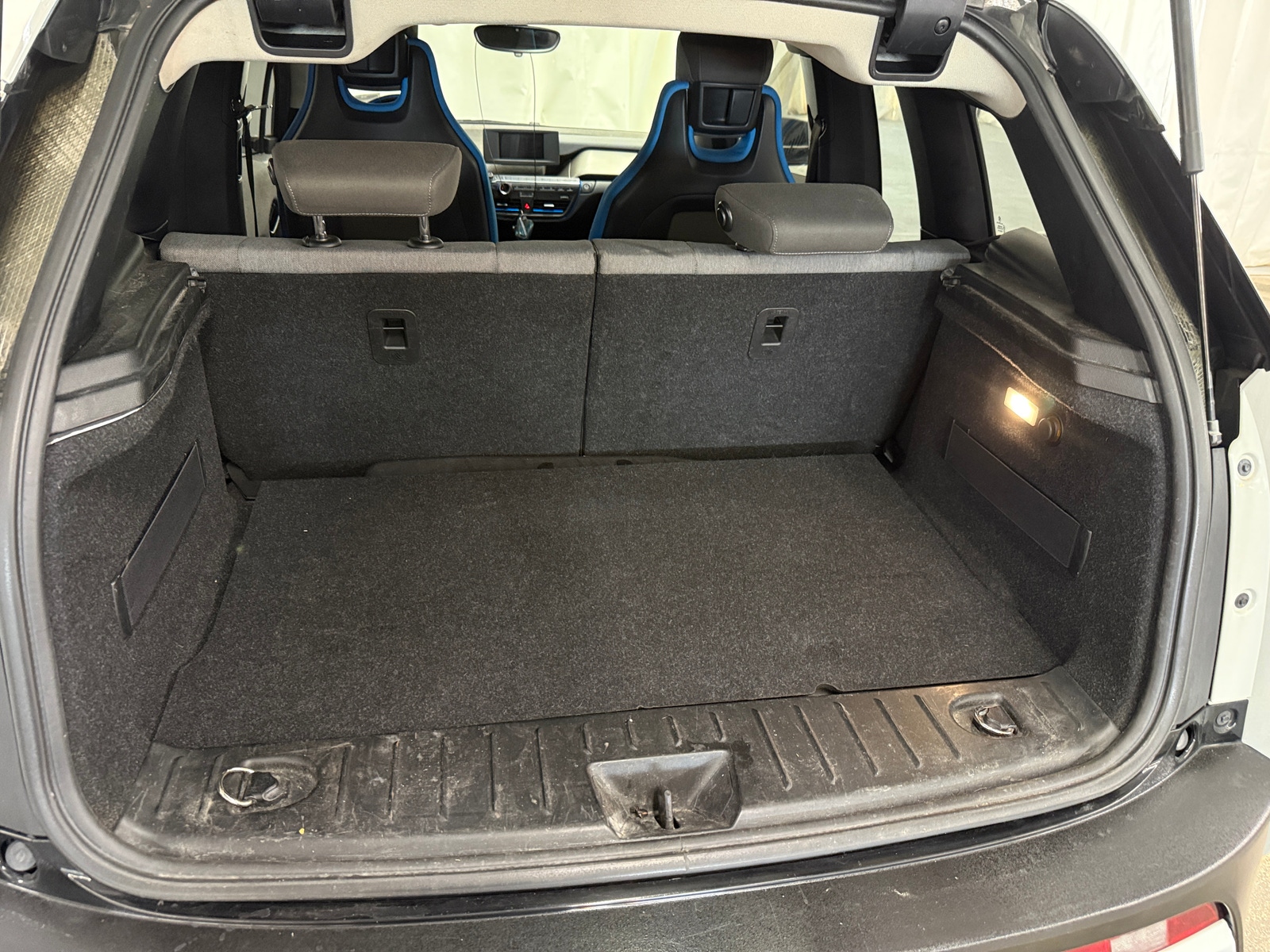 Thumbnail: 2017 BMW i3 - 7
