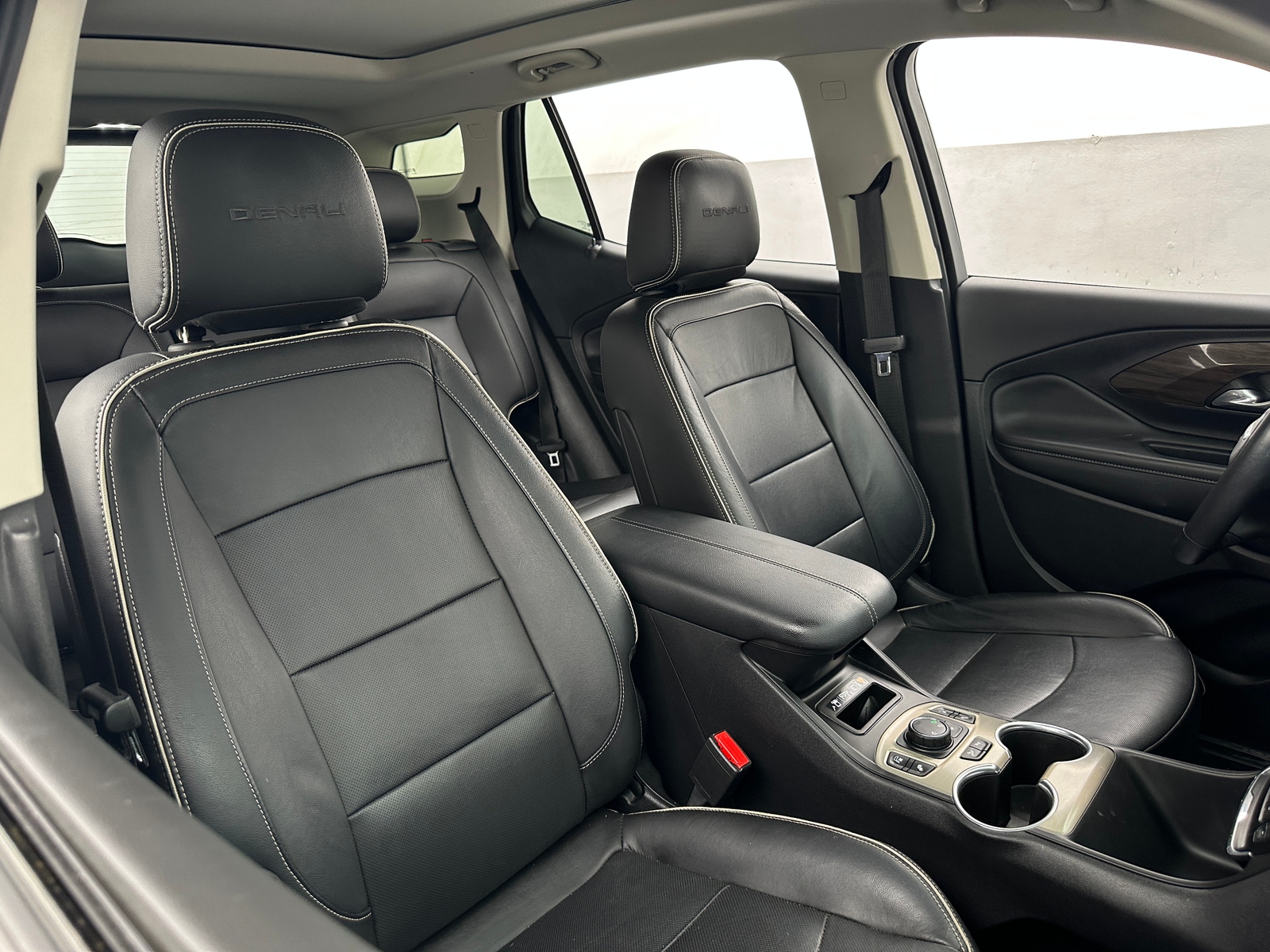 Thumbnail: 2020 GMC Terrain - 2