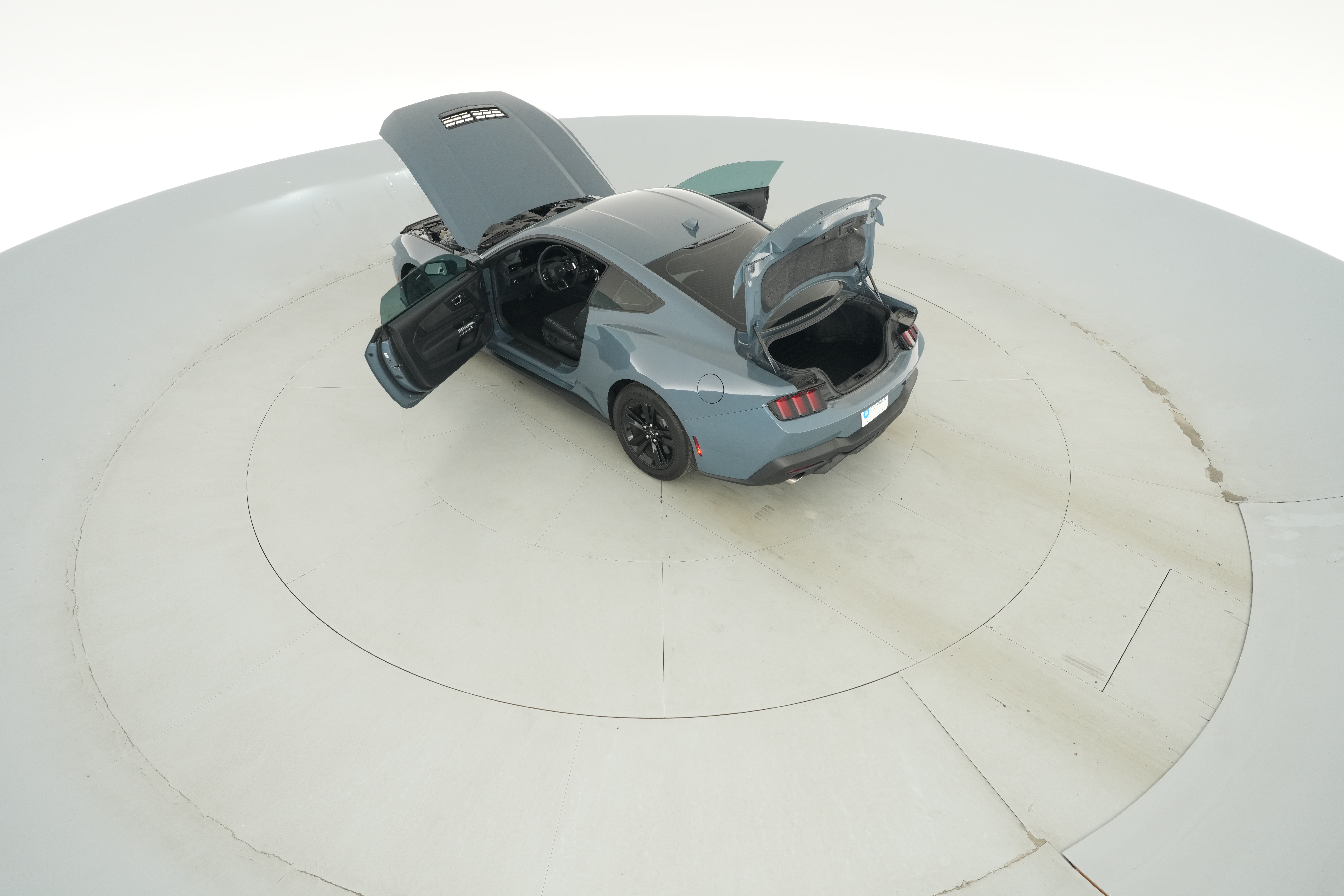 2025 Ford Mustang GT - Photo 20