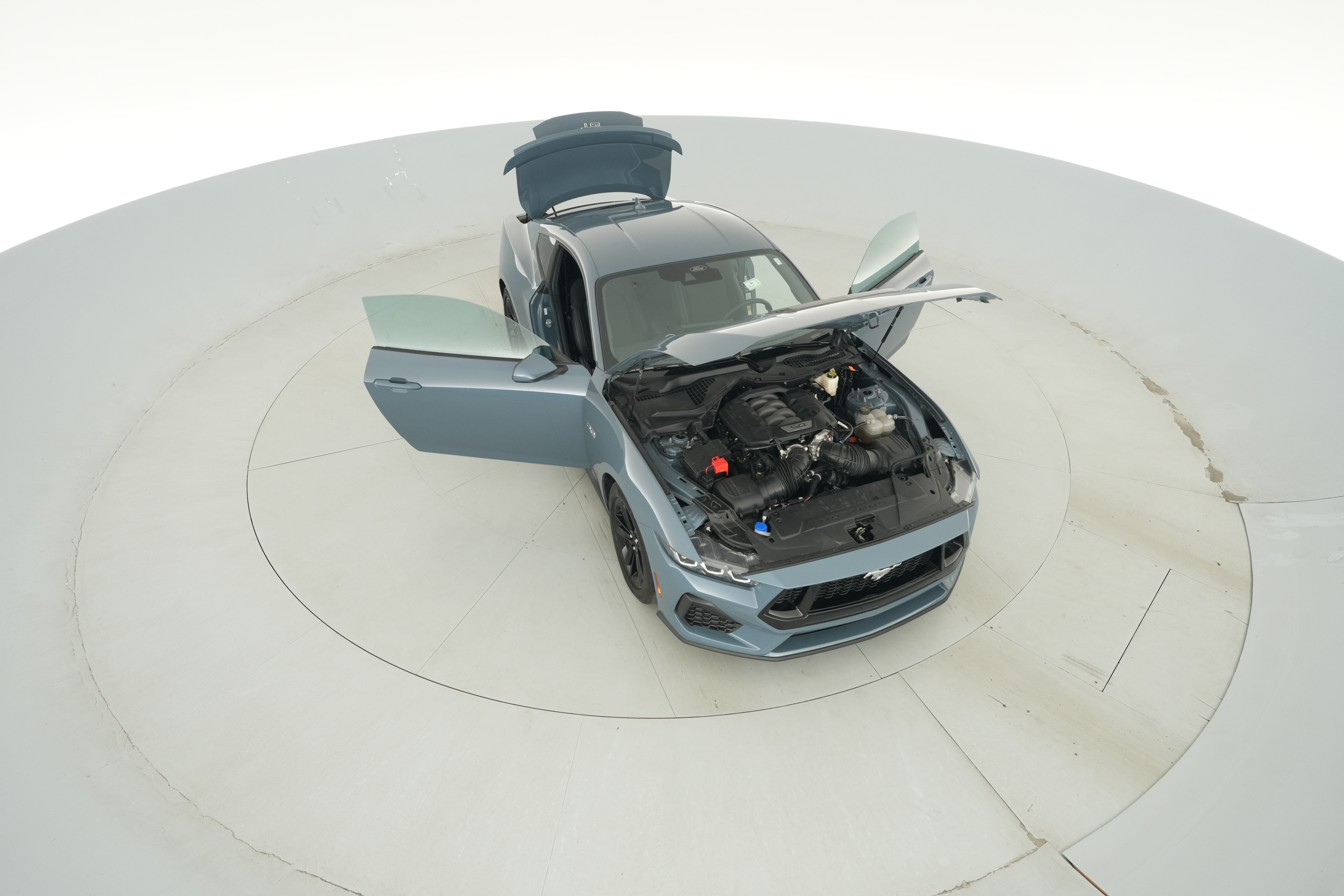 2025 Ford Mustang GT - Photo 29