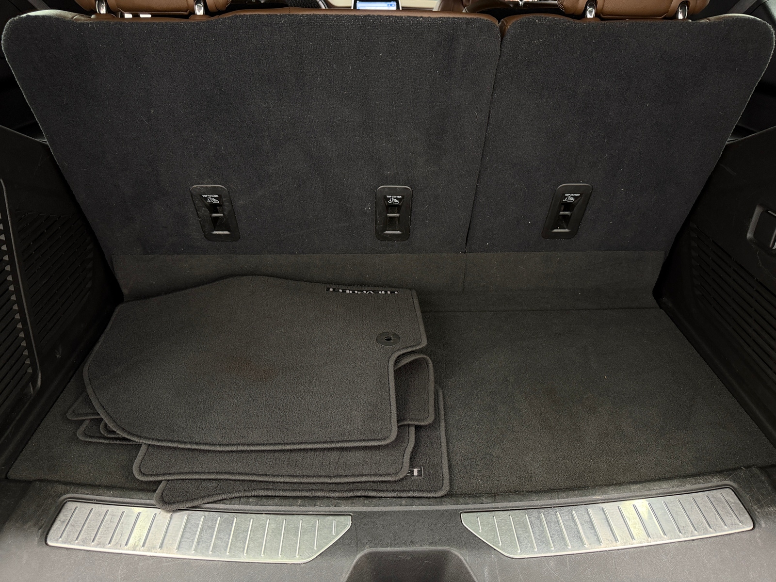 Thumbnail: 2021 Chevrolet Tahoe - 6