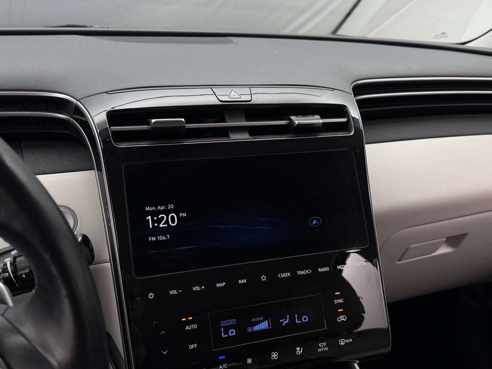 Thumbnail: 2024 Hyundai Tucson - 3