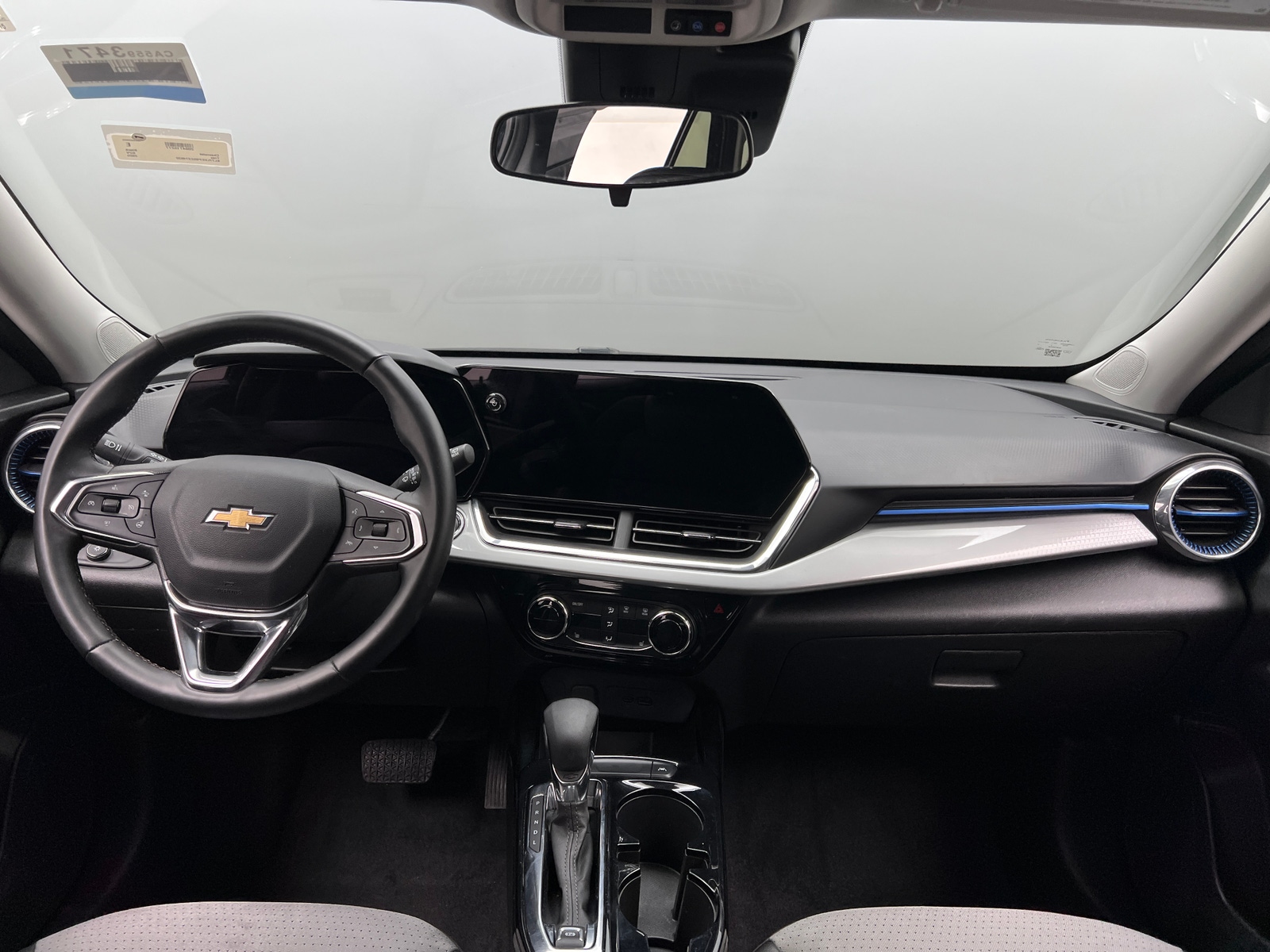 Thumbnail: 2025 Chevrolet Trax - 3