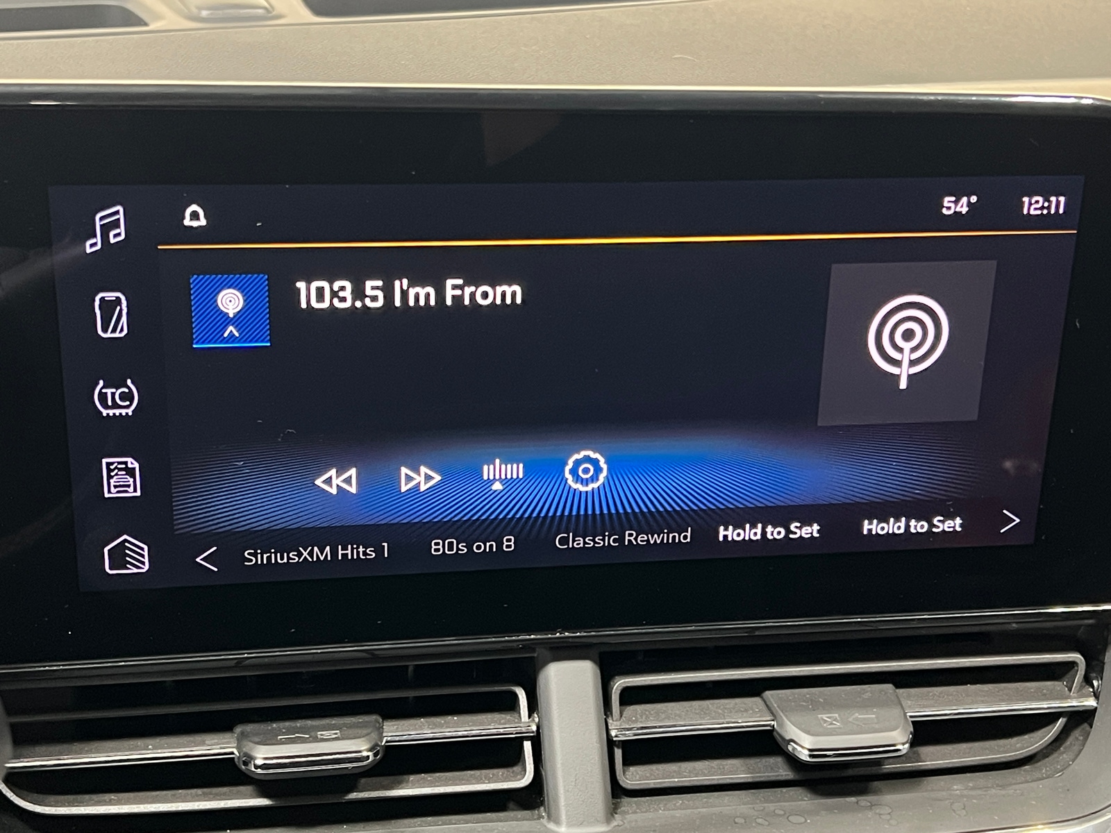 Thumbnail: 2025 Chevrolet Trax - 4