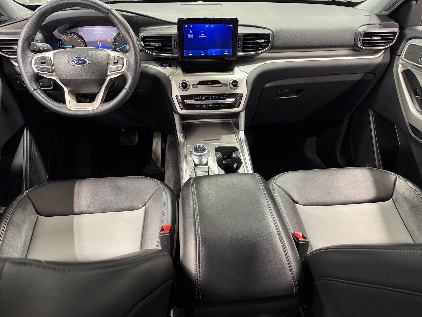 Thumbnail: 2022 Ford Explorer - 2