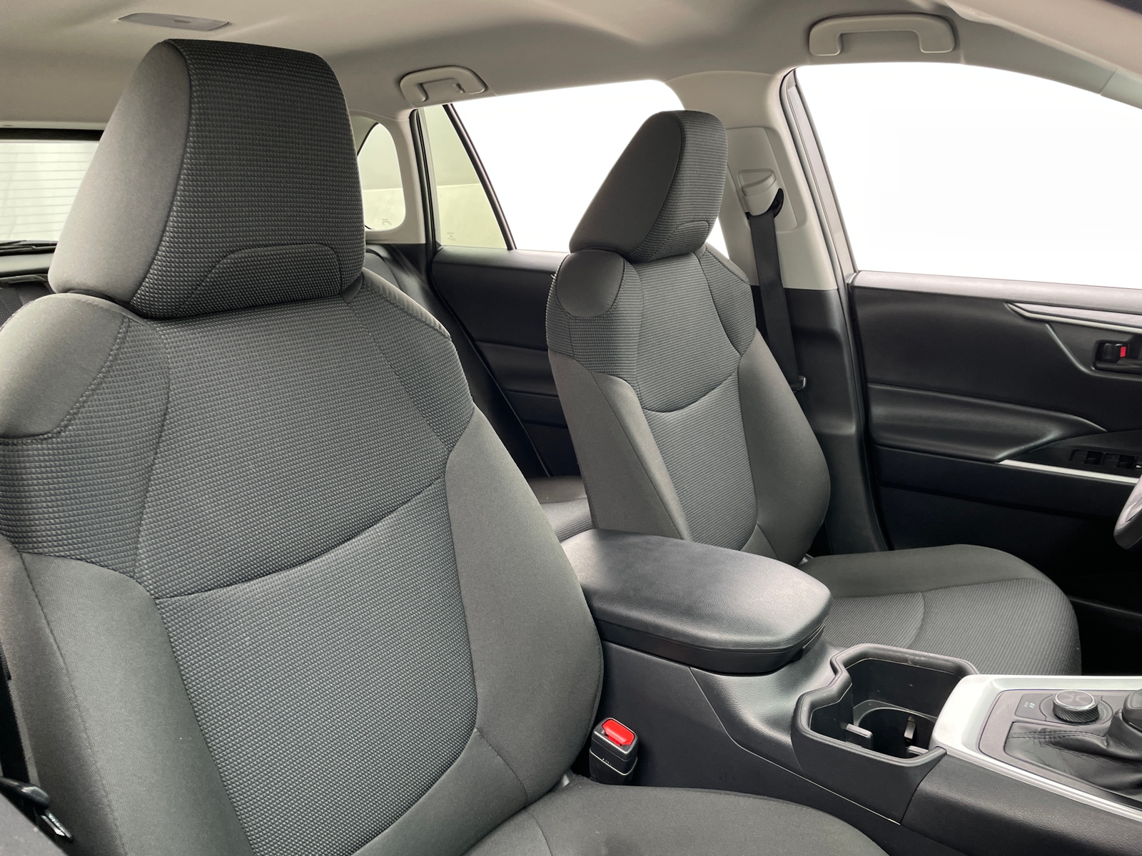 Thumbnail: 2025 Toyota RAV4 - 2