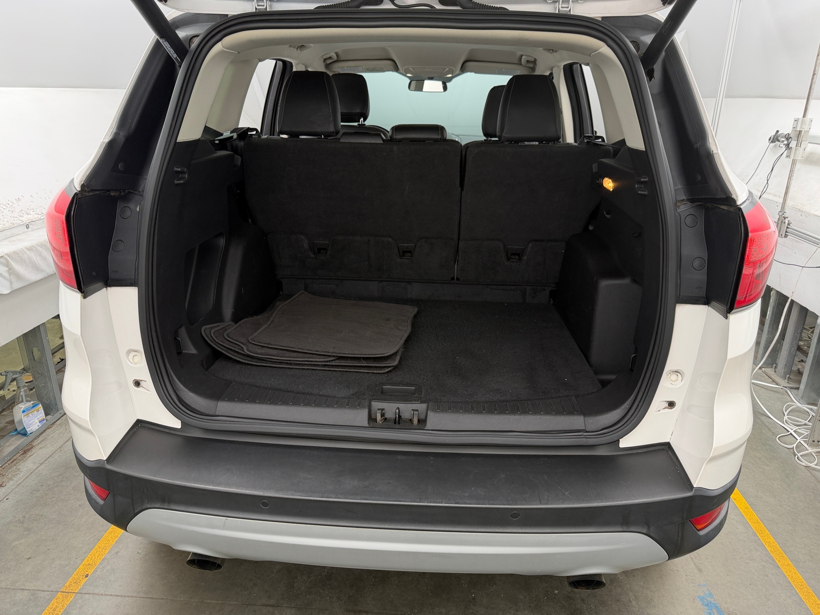 Thumbnail: 2019 Ford Escape - 6